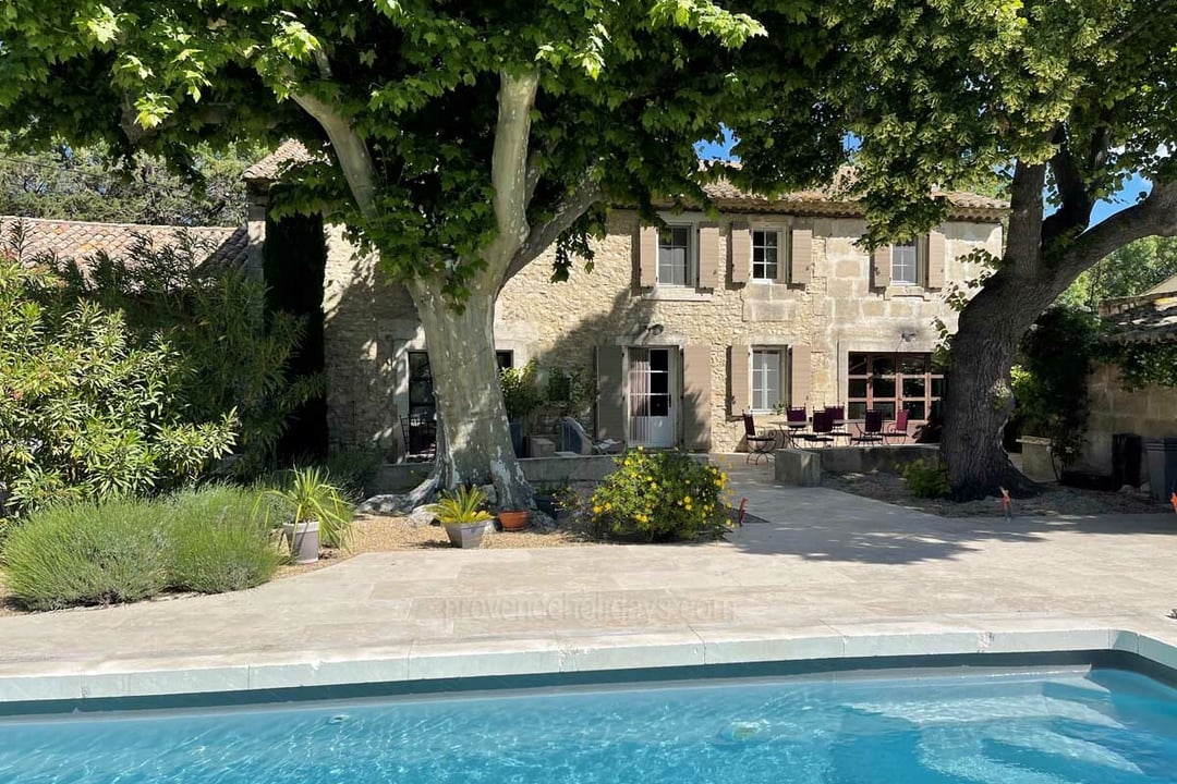 Holiday rental with air conditioning near St-Étienne-du-Grès