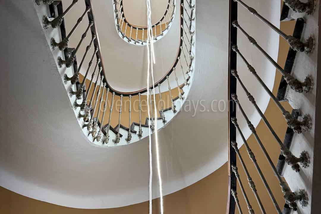 18 - Hotel Olivine: Villa: Interior