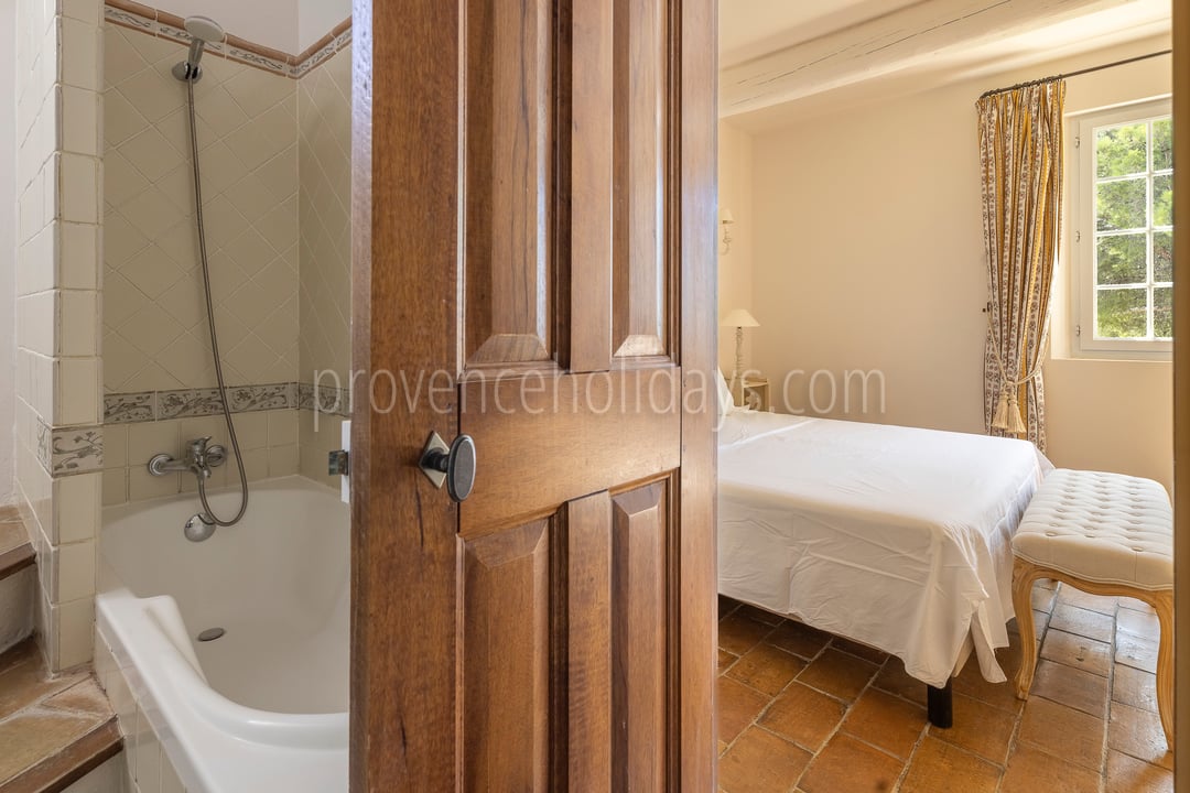 22 - Le Mas de l\'Auro: Villa: Bedroom 5