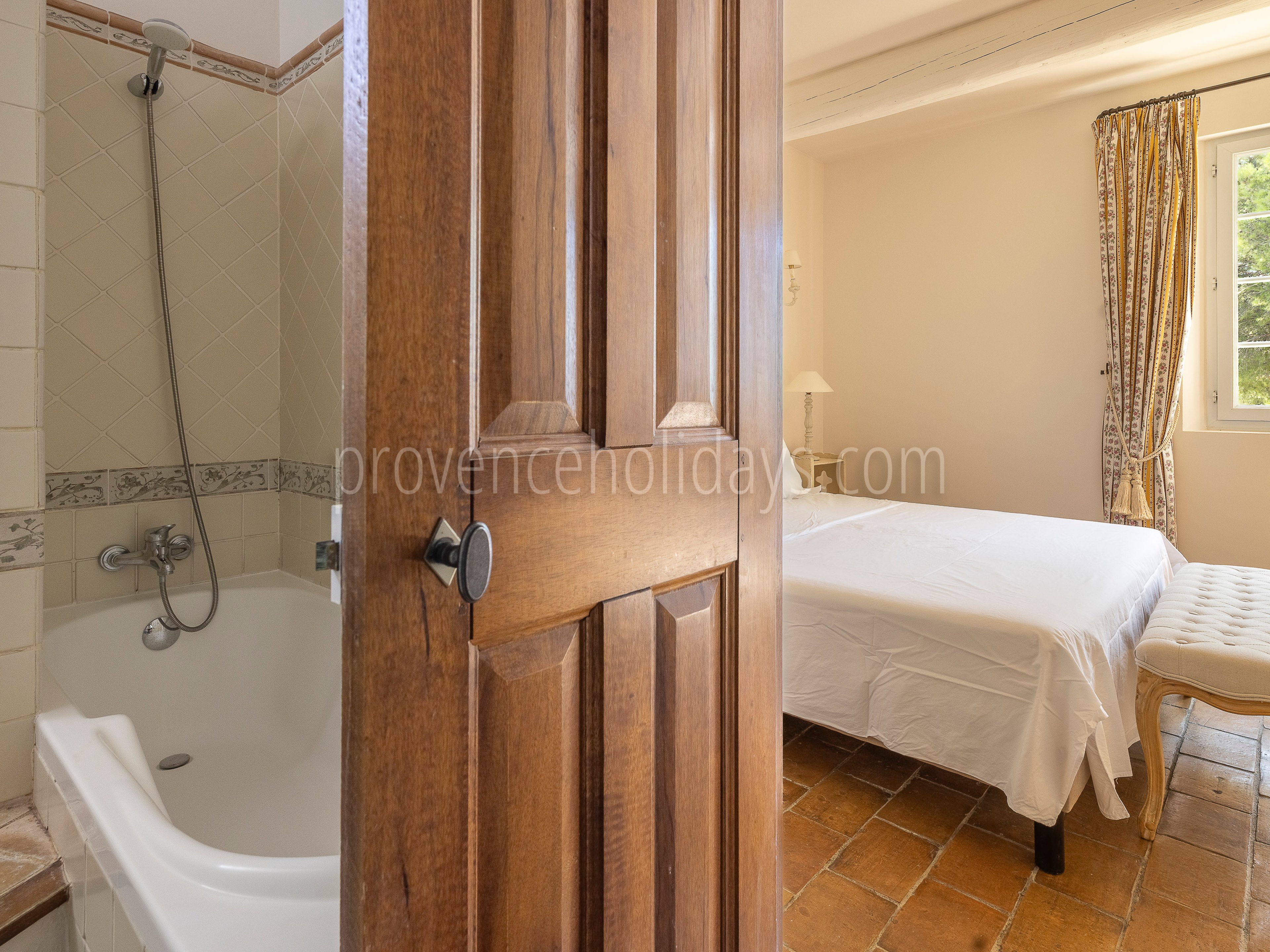 22 - Le Mas de l\'Auro: Villa: Bedroom 5