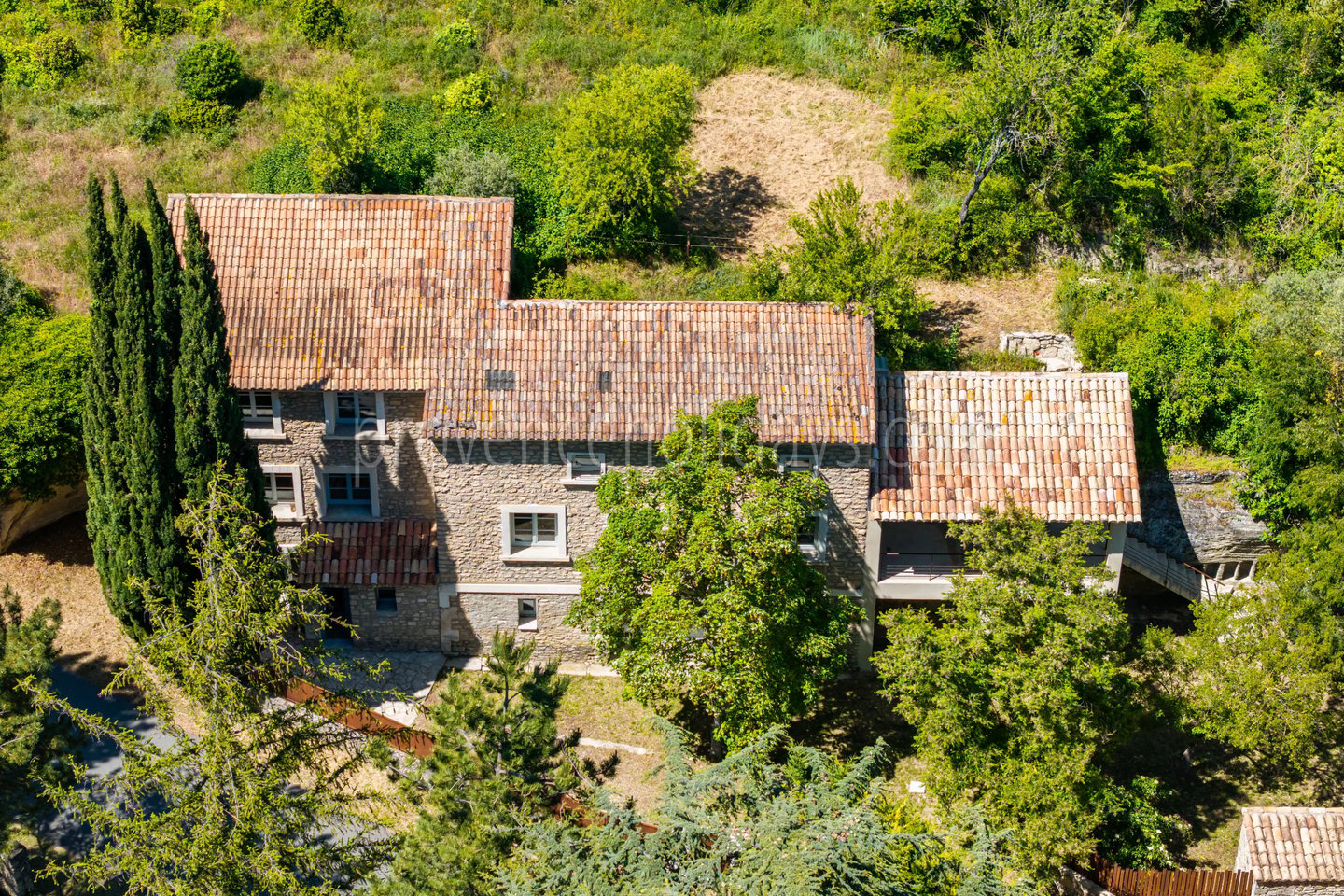 1 - Karaktervol huis in Bonnieux: Villa: Exterior