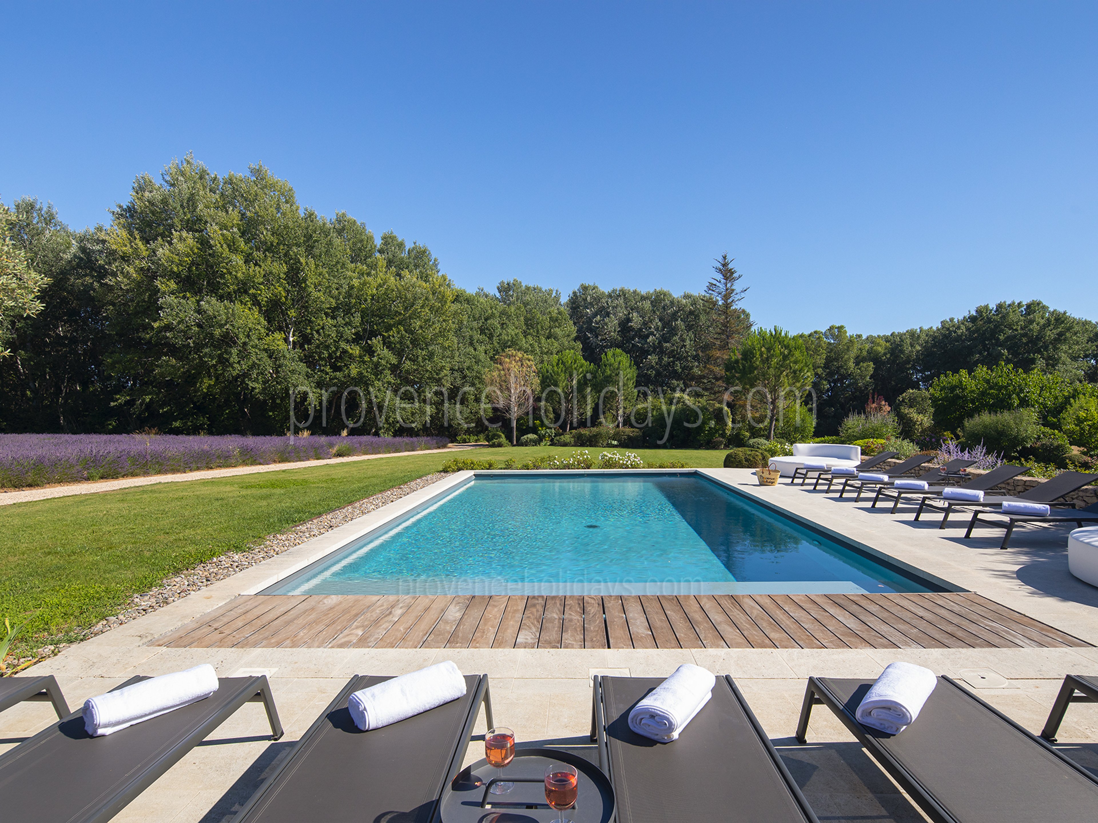9 - Mas du Carlet: Villa: Pool