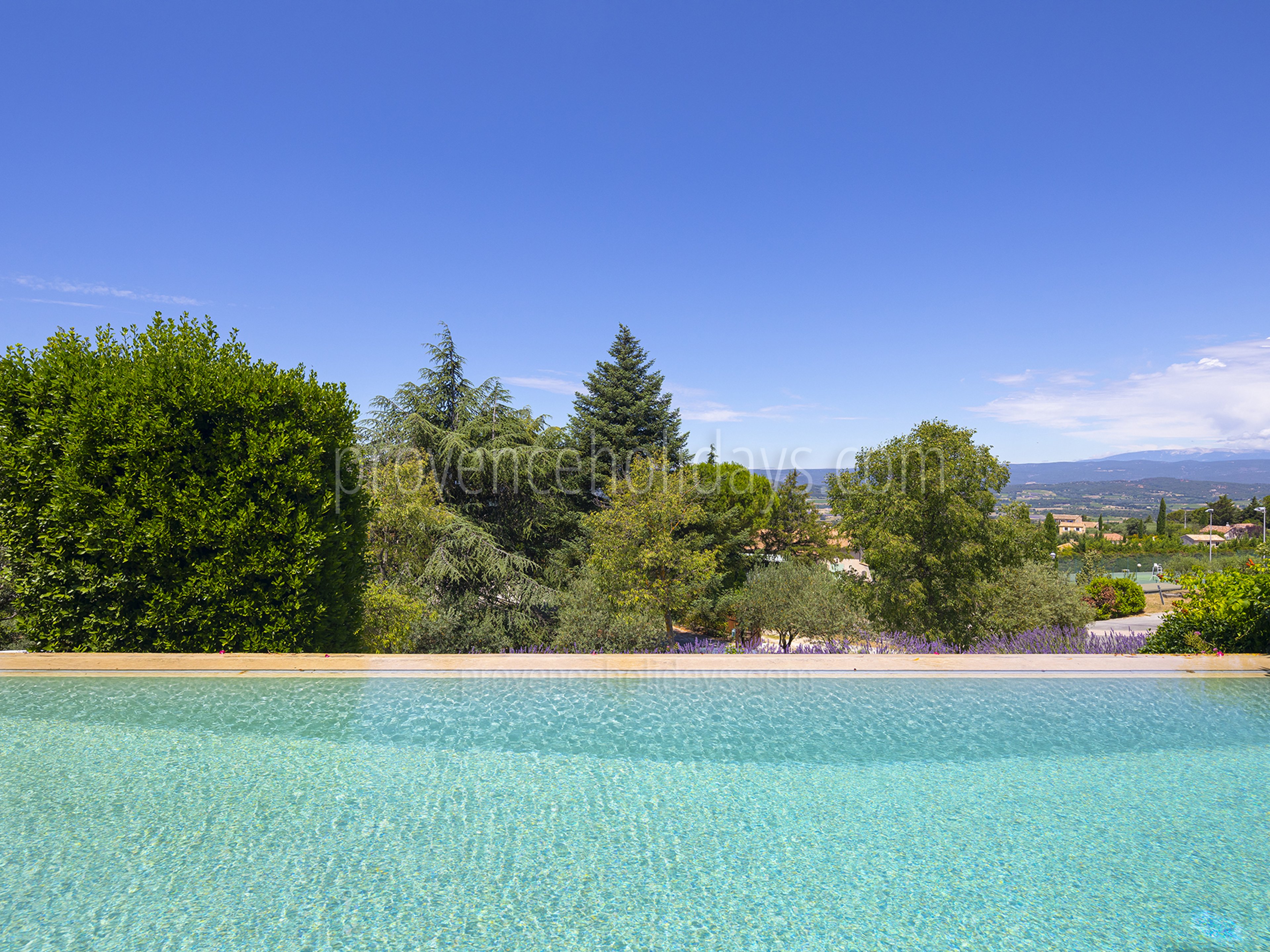 21 - Villa Luberon: Villa: Exterior