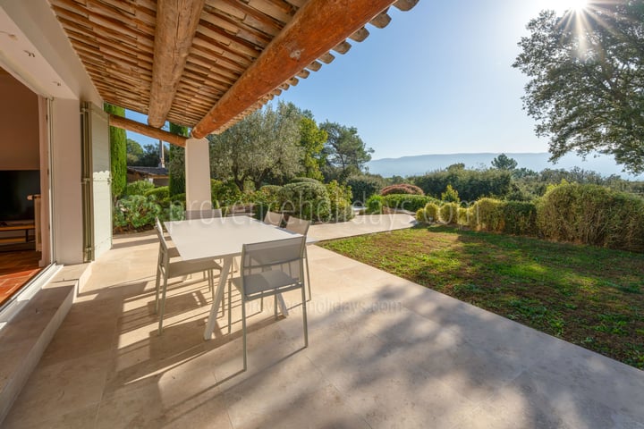 22 - Villa Provençale: Villa: Exterior