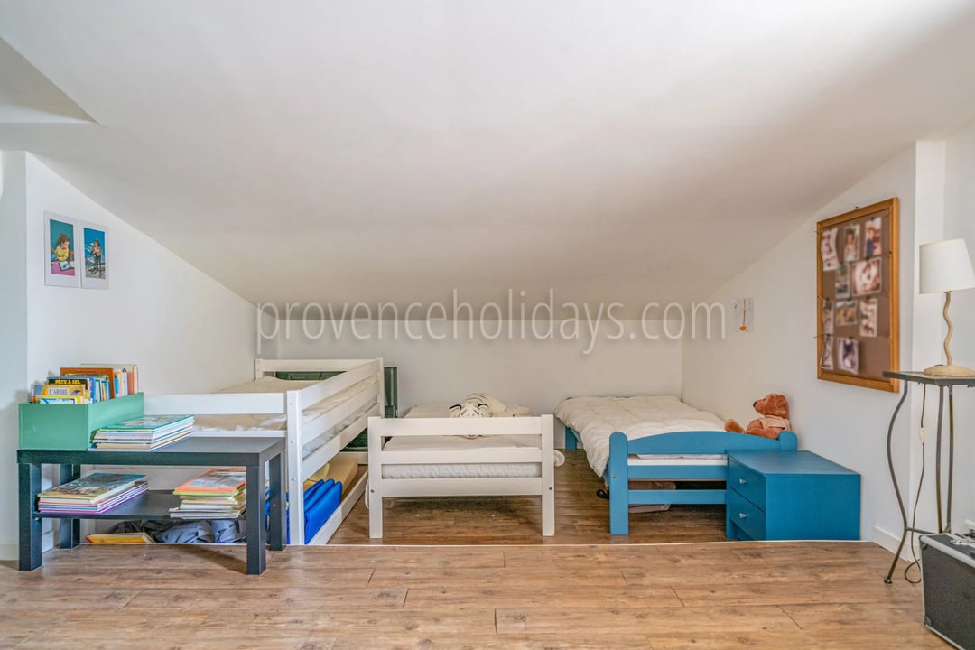 23 - Stone house in Ménerbes: Villa: Bedroom