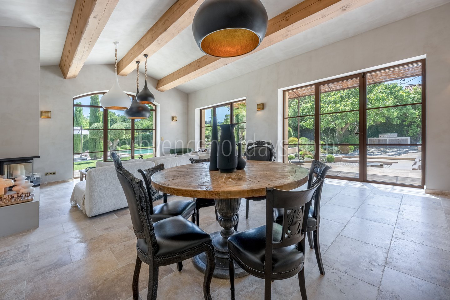 6 - Mas de la Calade: Villa: Interior