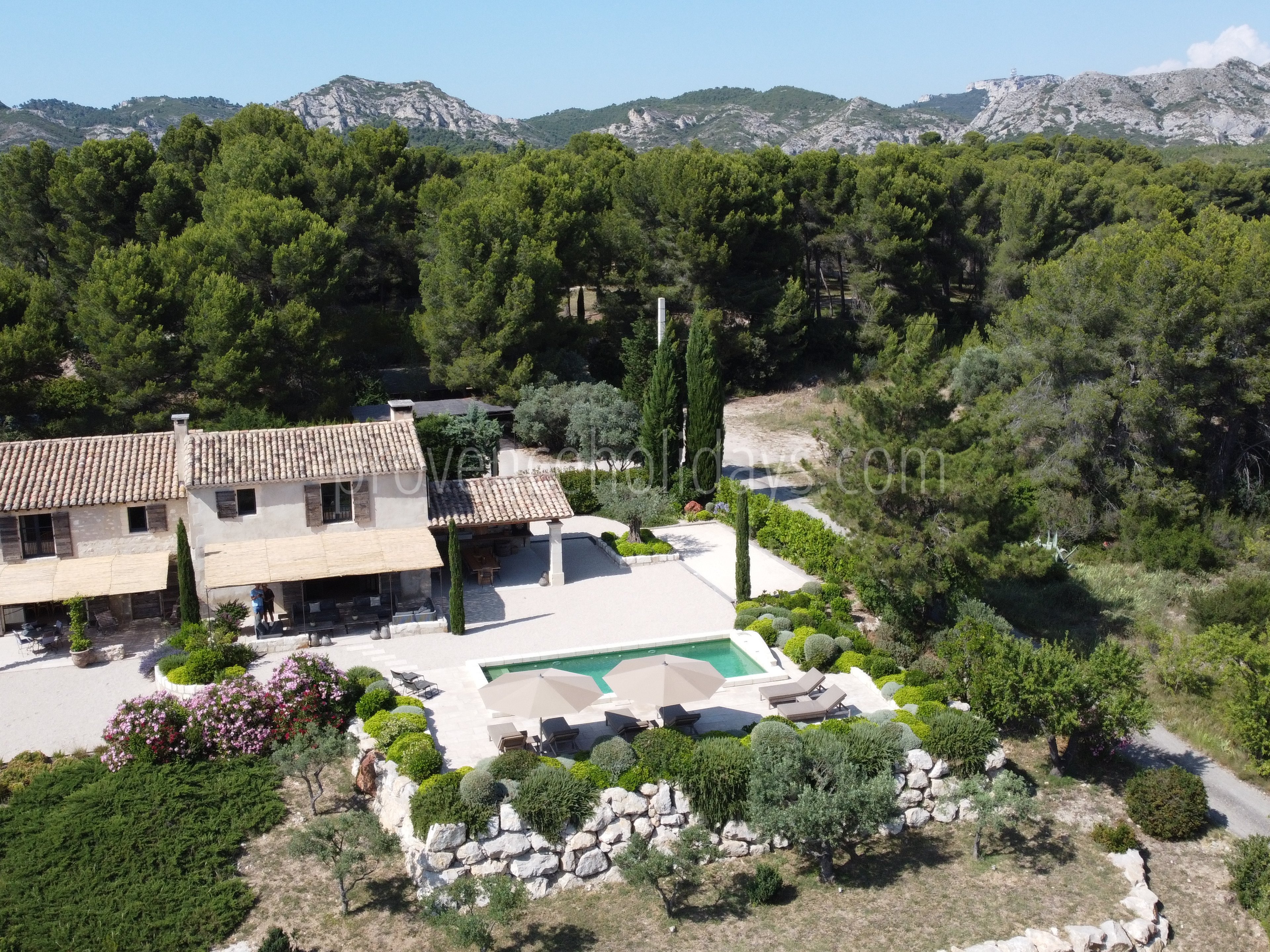 46 - Mas de Provence: Villa: Exterior