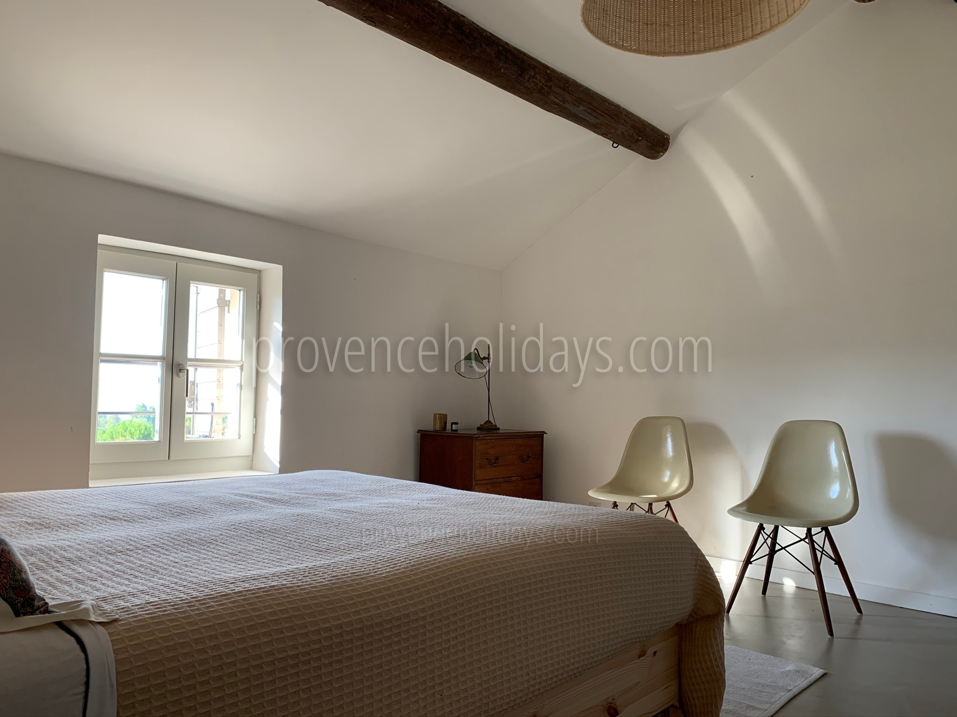29 - Mas des Ocres: Villa: Bedroom