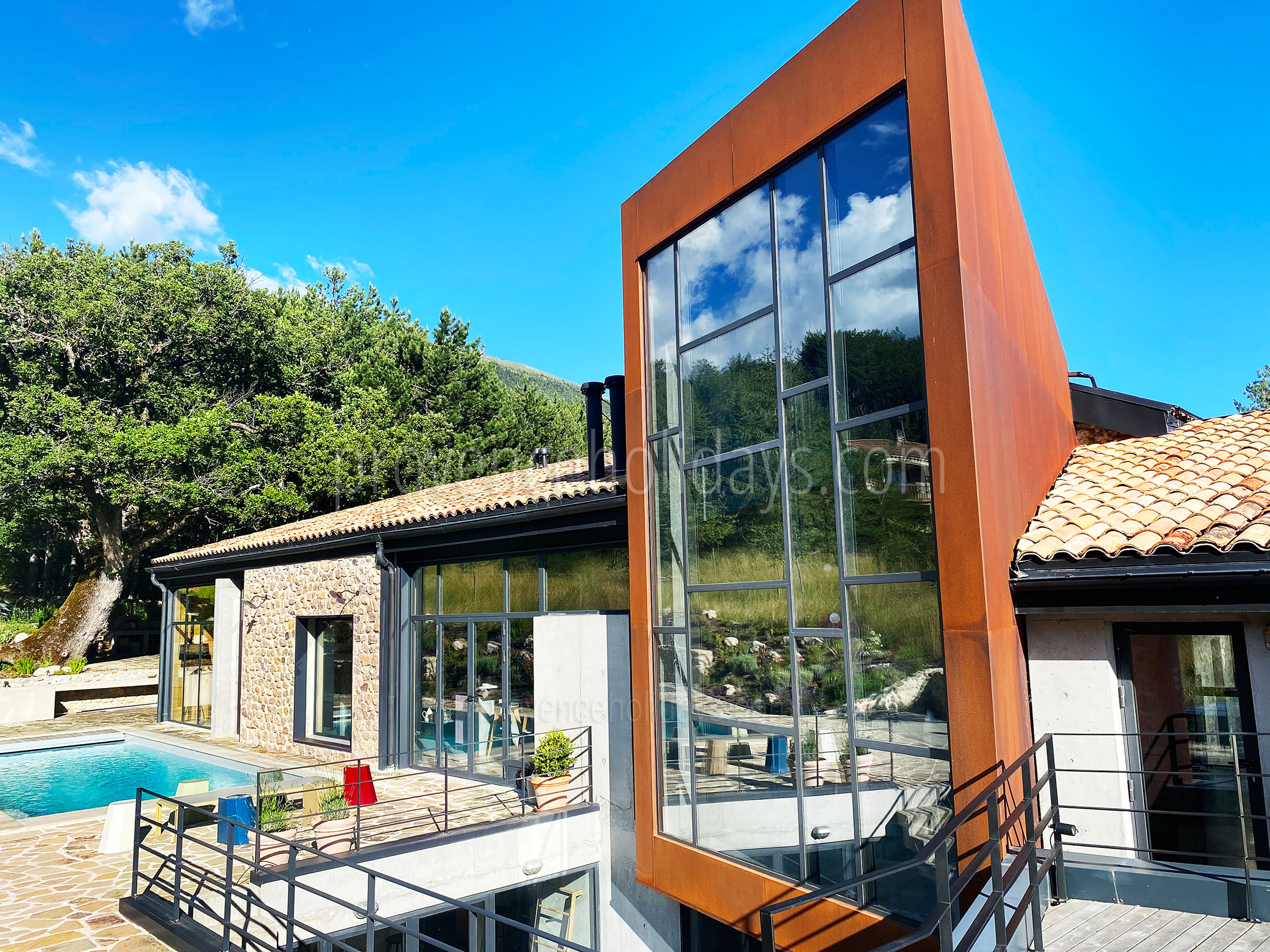 9 - Mas Villard: Villa: Exterior