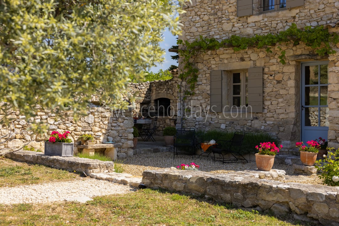 47 - Le Mas de Murs: Villa: Exterior