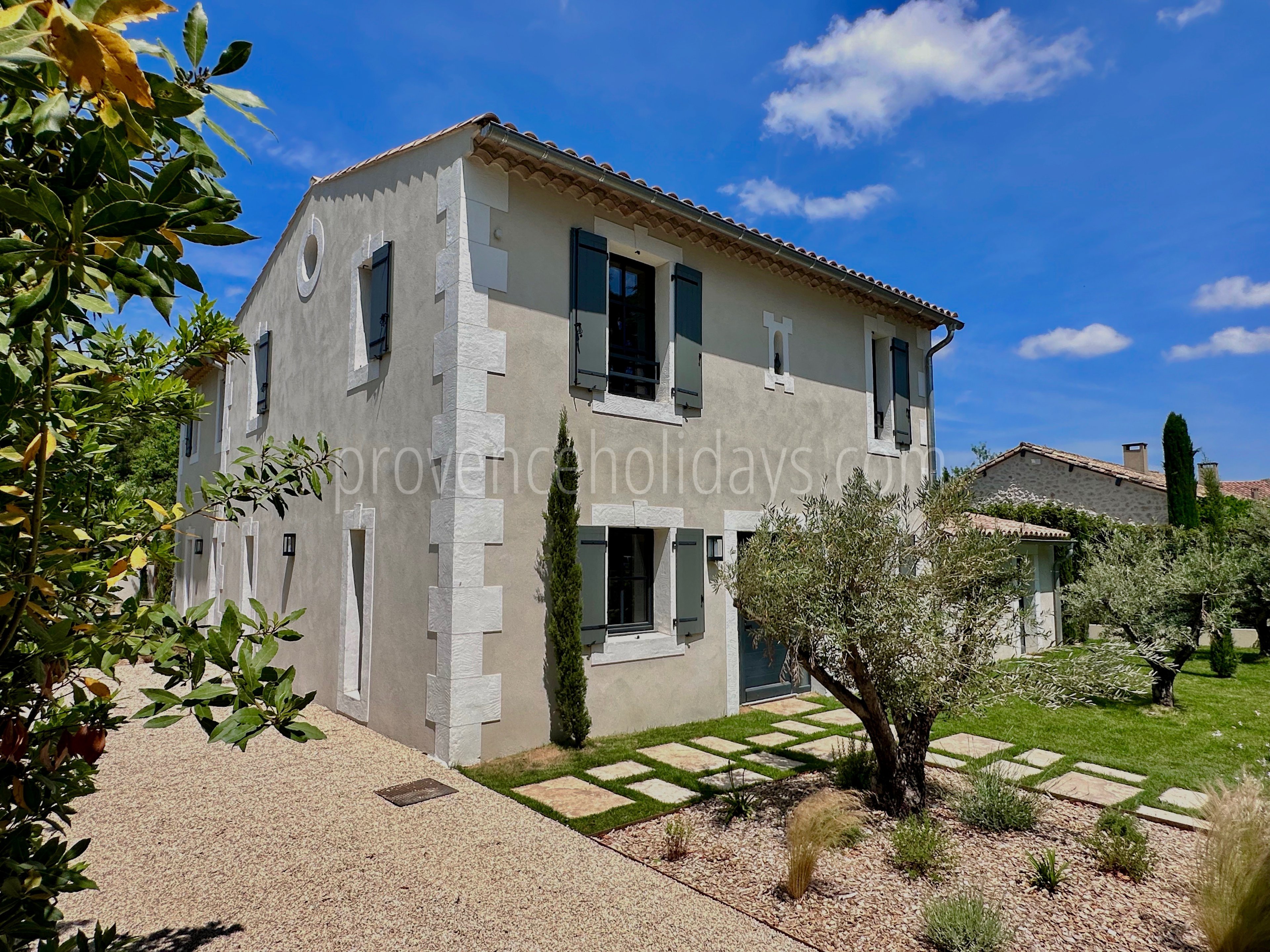 3 - Villa Oumai: Villa: Exterior