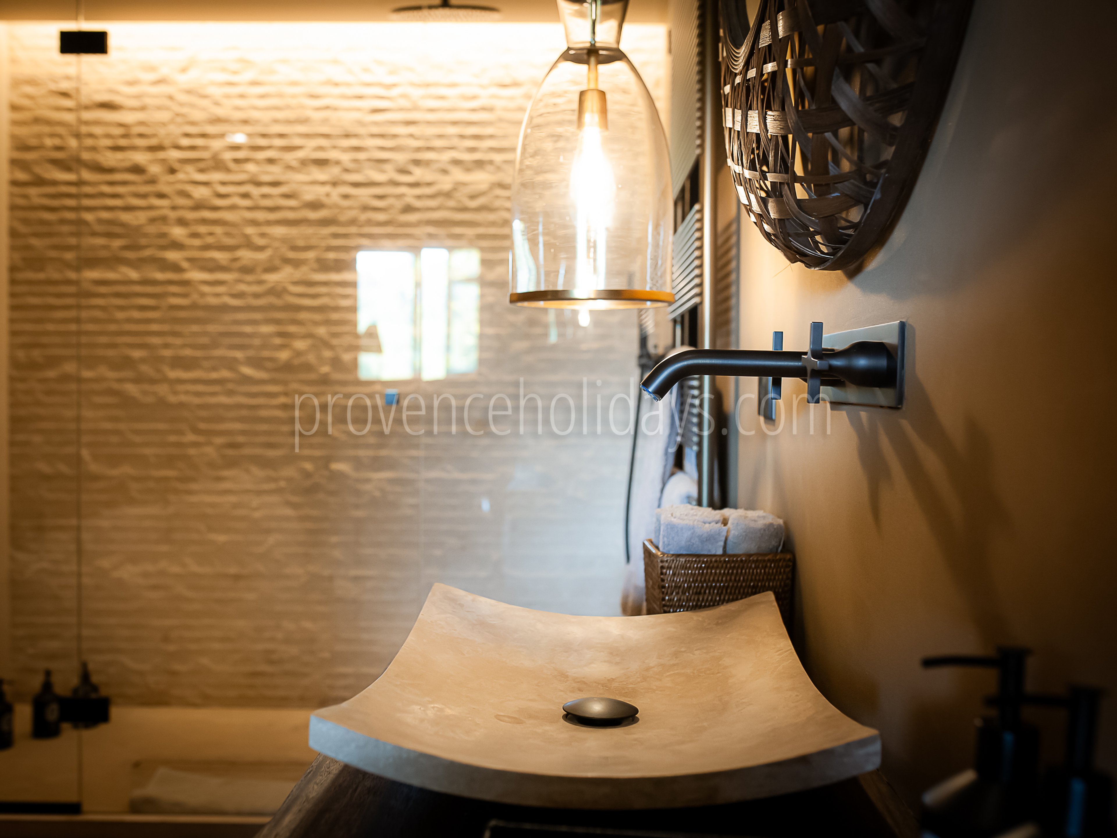 19 - Villa Paradis: Villa: Bathroom