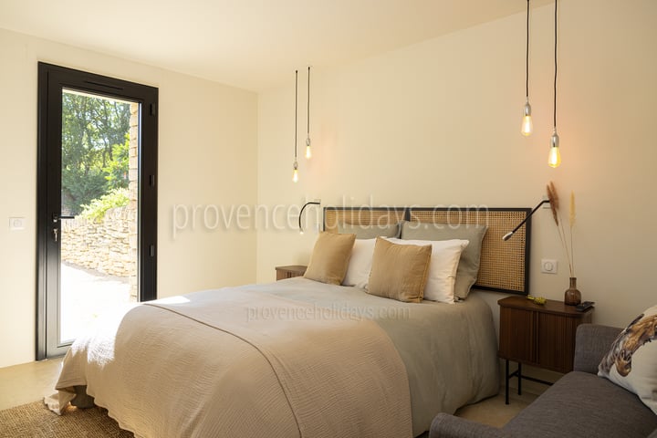 16 - Mas des Firmins: Villa: Bedroom