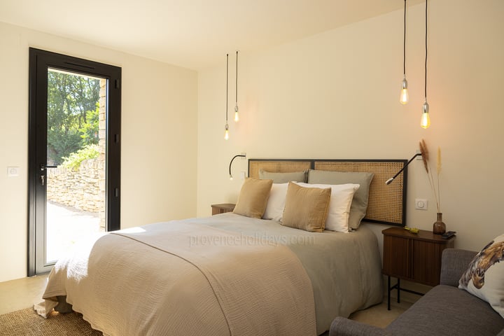 19 - Mas des Firmins: Villa: Bedroom