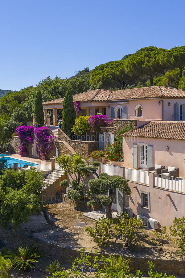 1 - Villa Oumeda: Villa: Exterior
