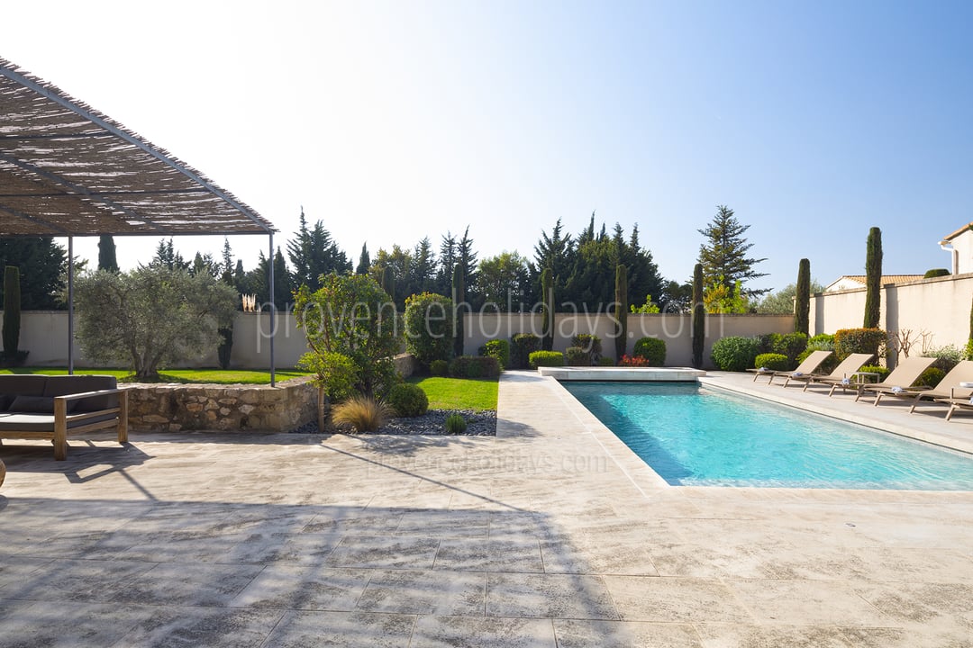 9 - Maison Eyguières: Villa: Pool