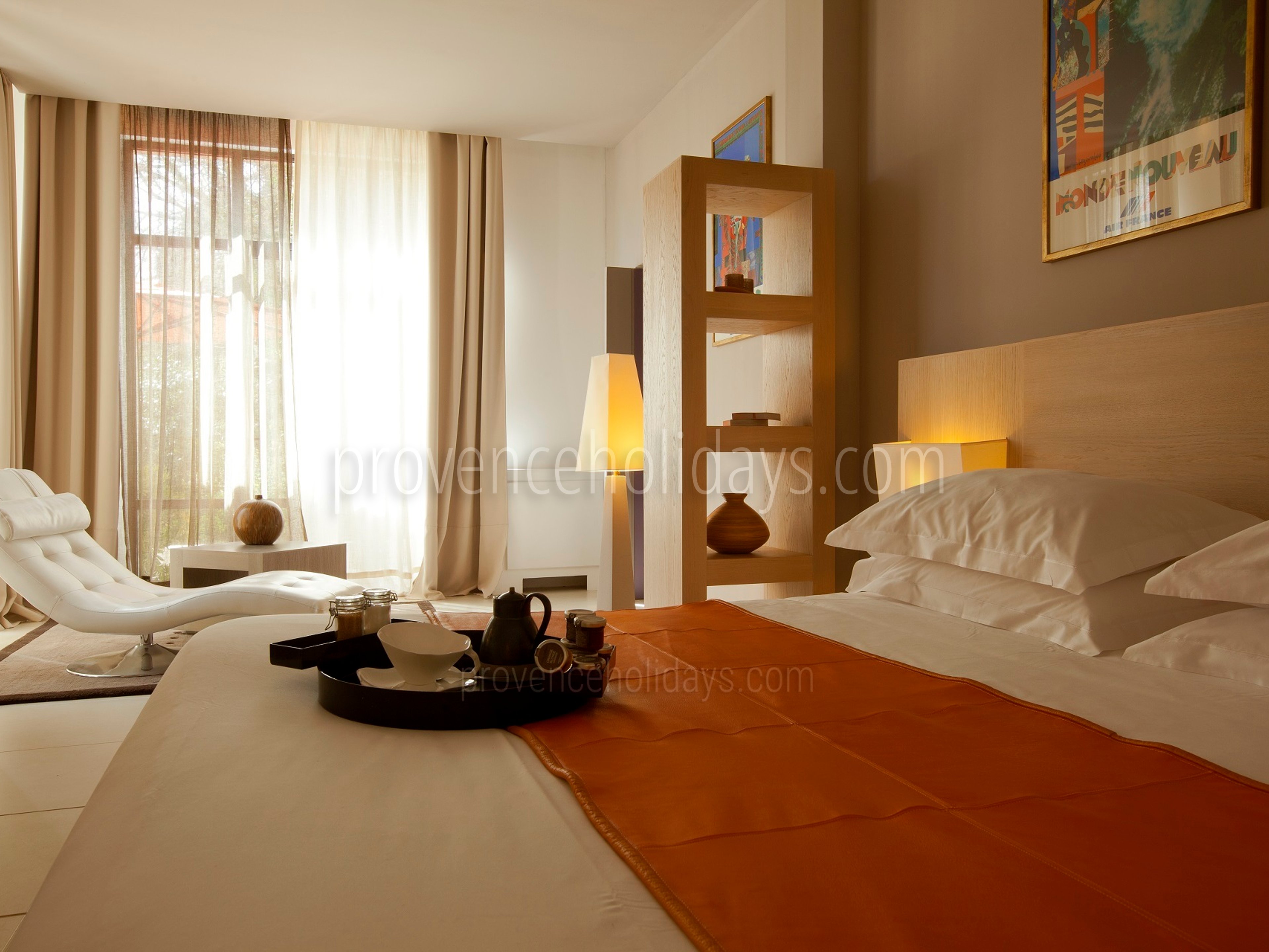 30 - Mas de l\'Artiste: Villa: Bedroom