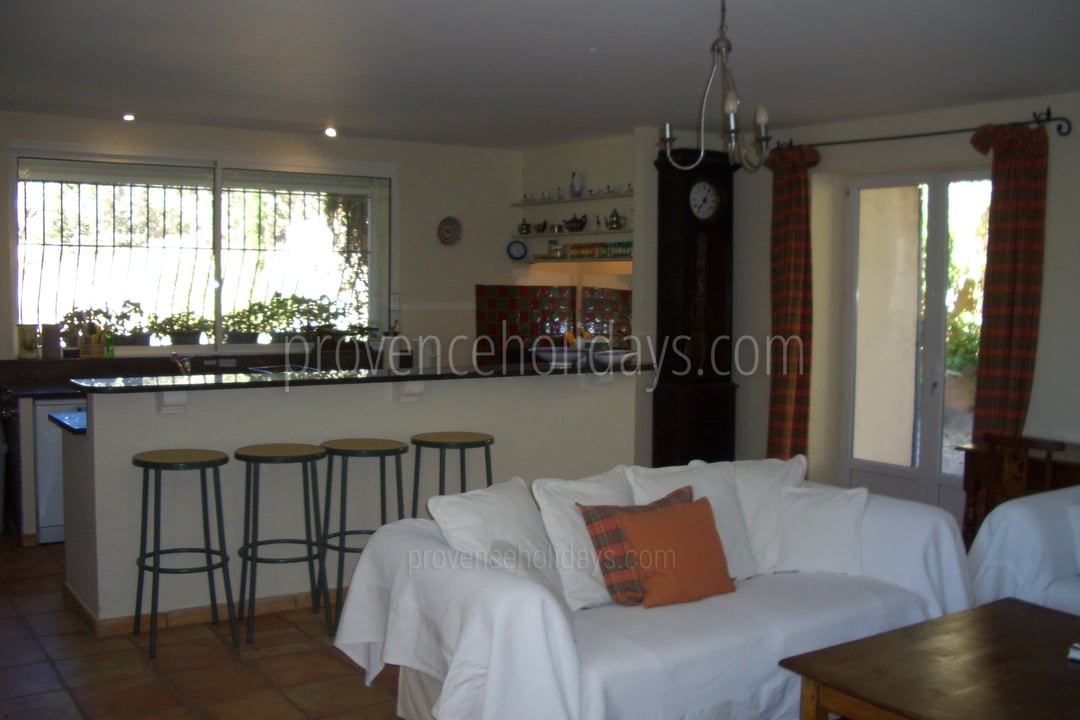 39 - Mas Lambesc: Villa: Interior