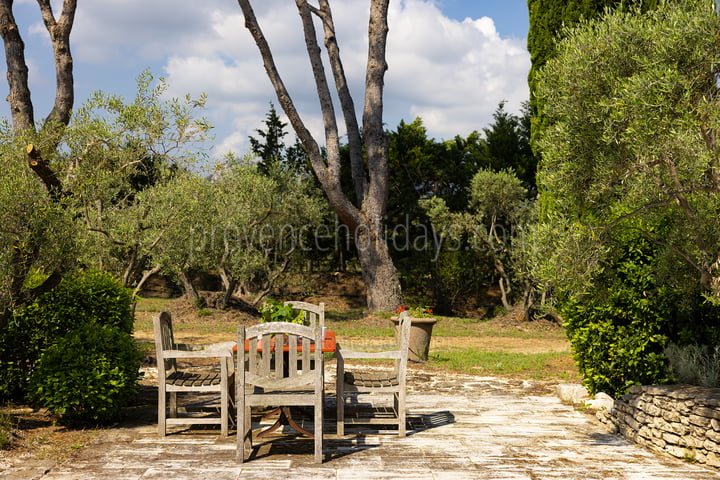 16 - Mas de Tournesol: Villa: Exterior