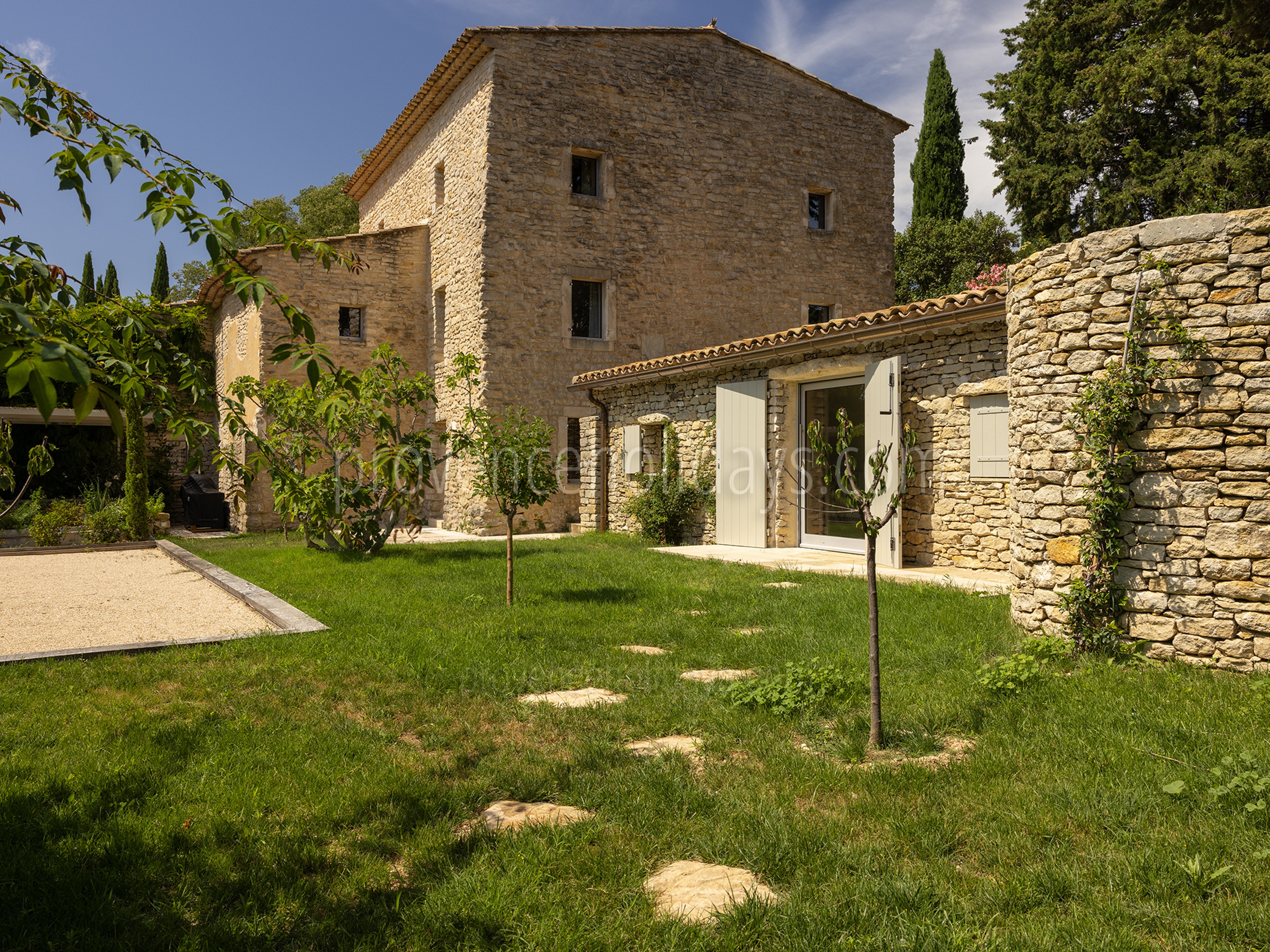 45 - Grand Mas de Provence: Villa: Exterior