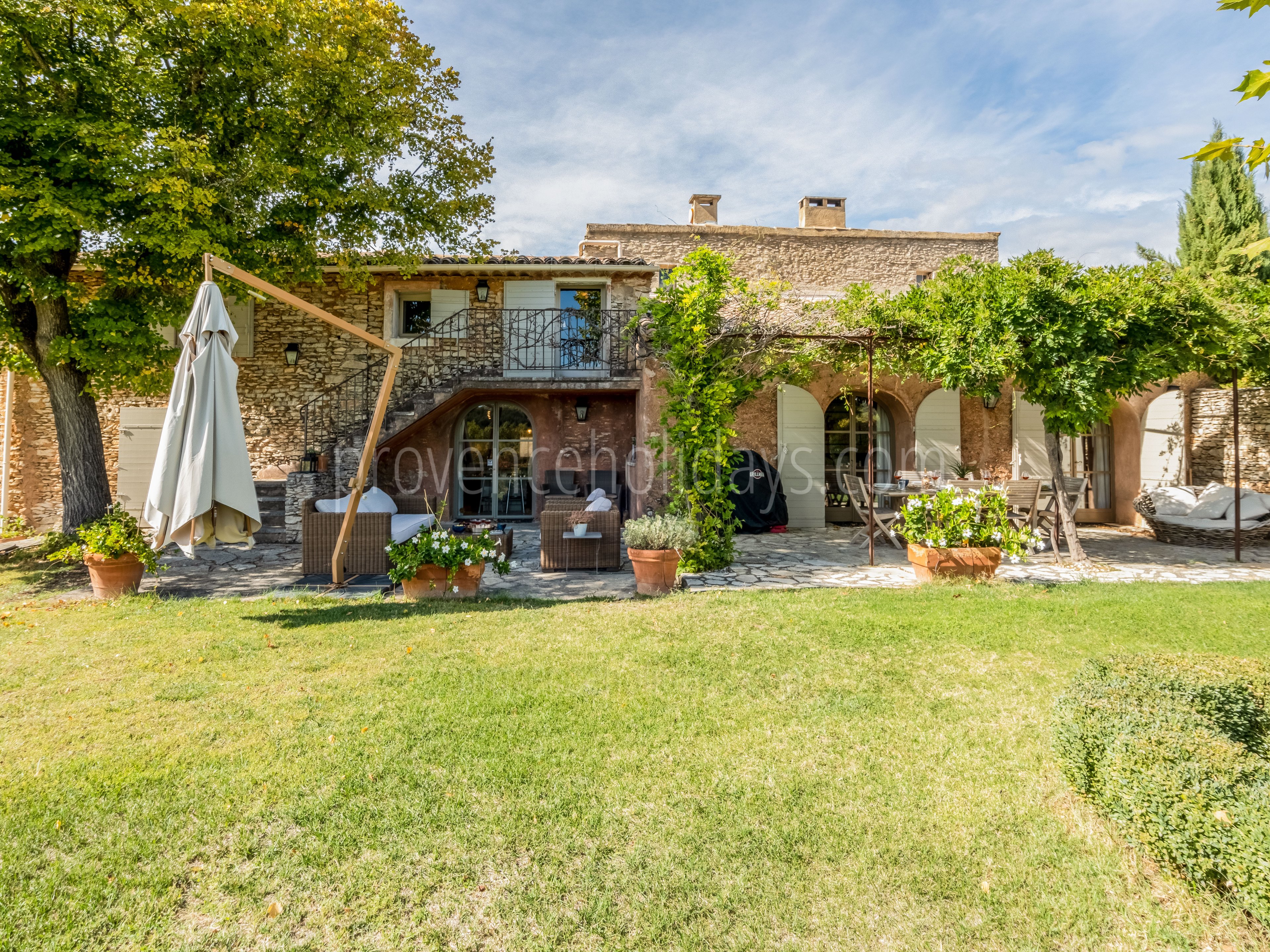 8 - Mas des Barbiers: Villa: Exterior
