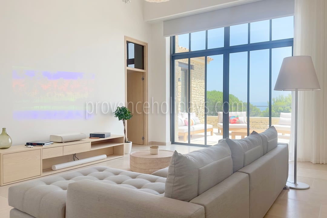 10 - Domaine Altavista: Villa: Interior