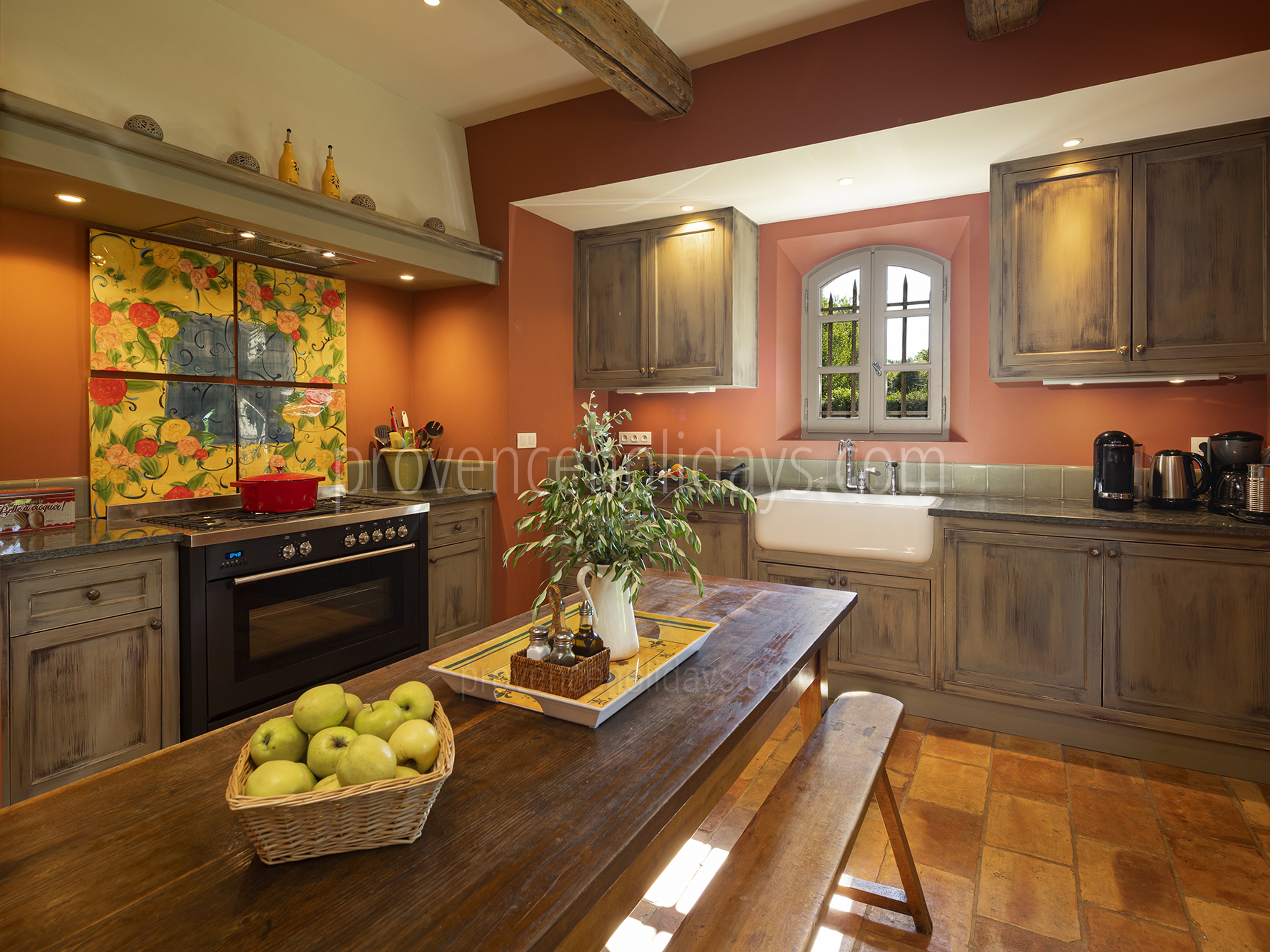 5 - Maison des Oliviers: Villa: Interior