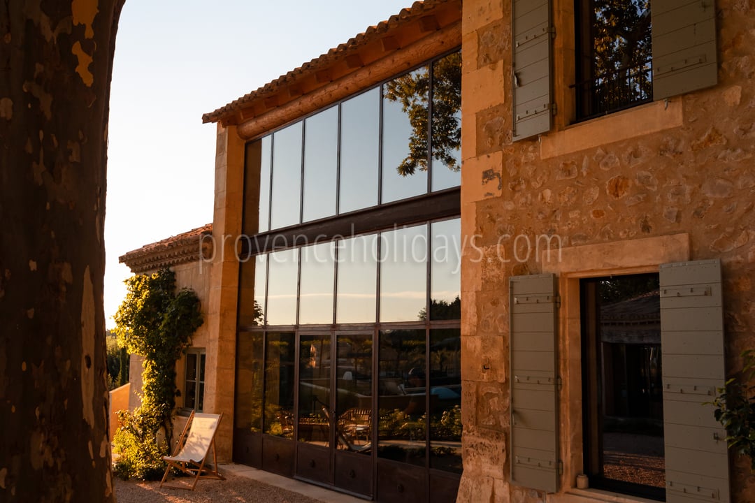 19 - Mas des Pommiers: Villa: Exterior