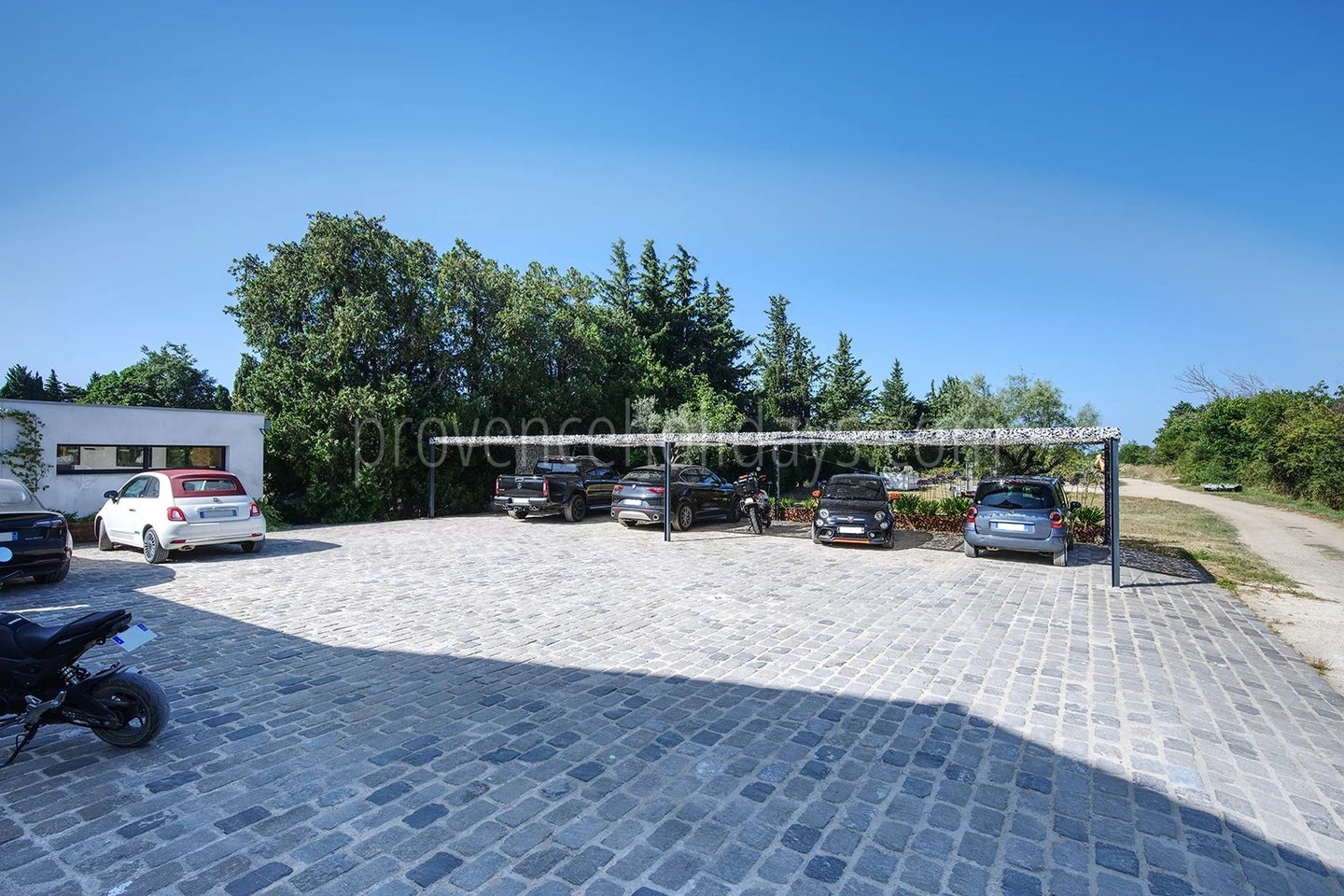 Maison avec pool house à Eyguières - 63