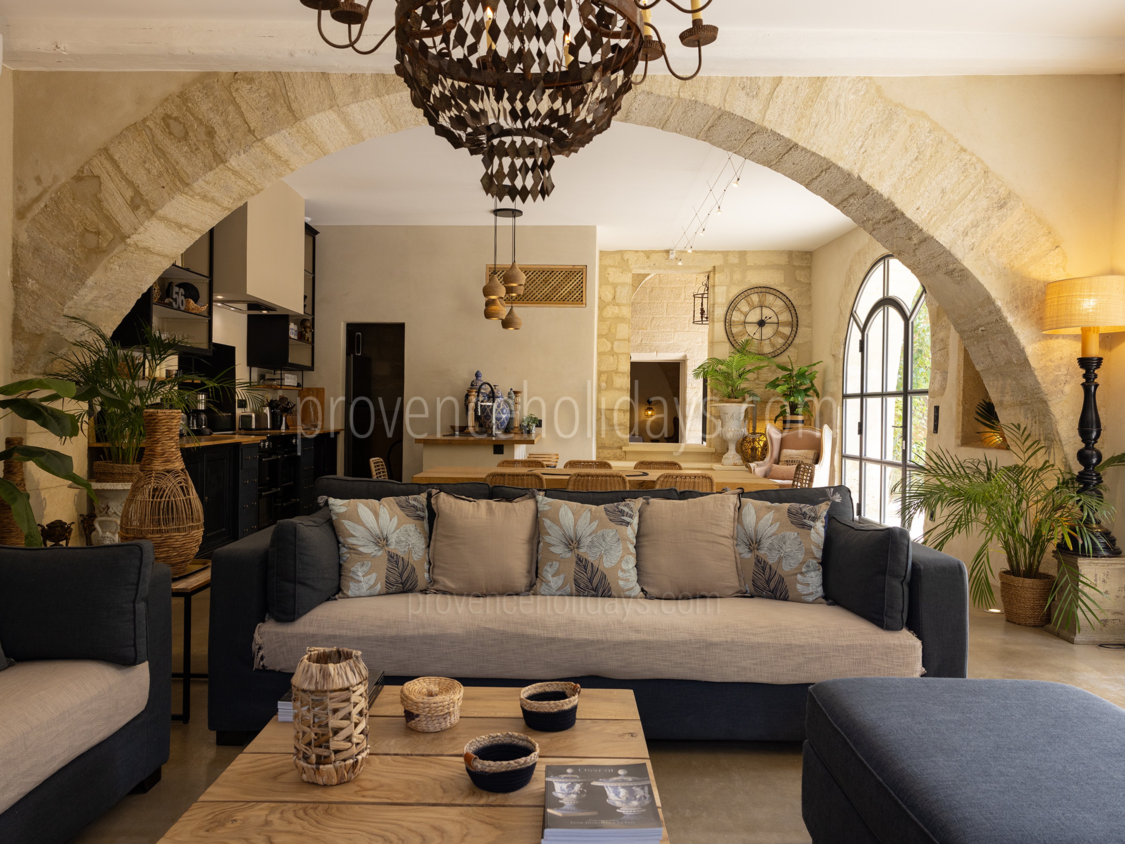 33 - La Bâtisse d\'Uzès: Villa: Interior