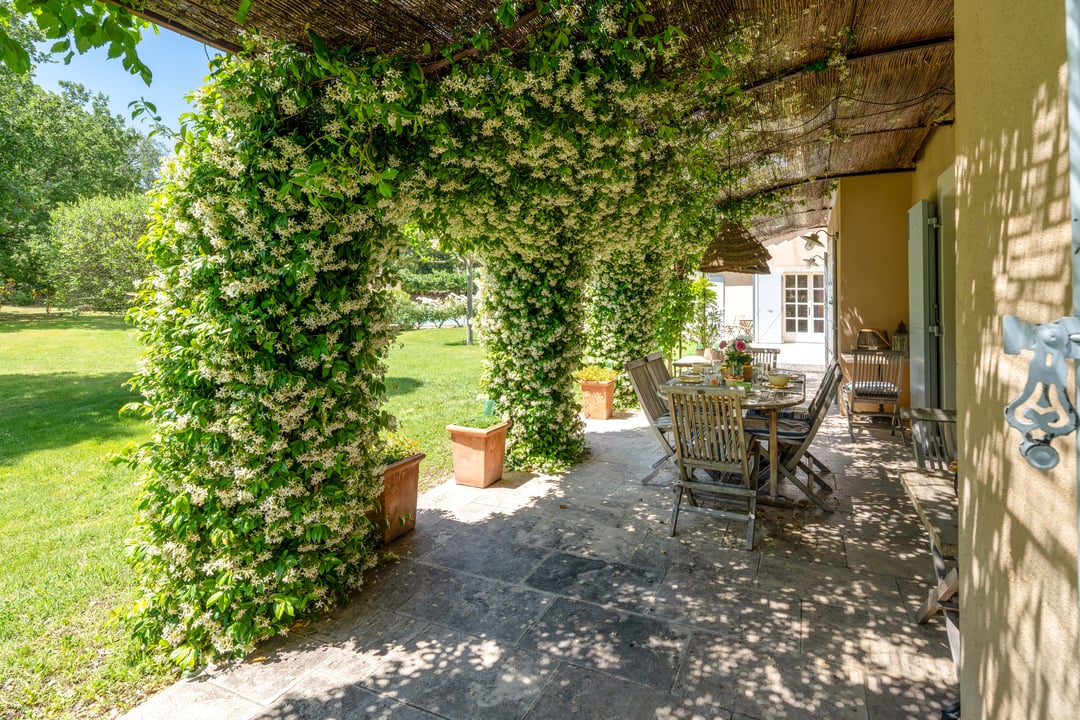 Superbe location familiale à Ménerbes