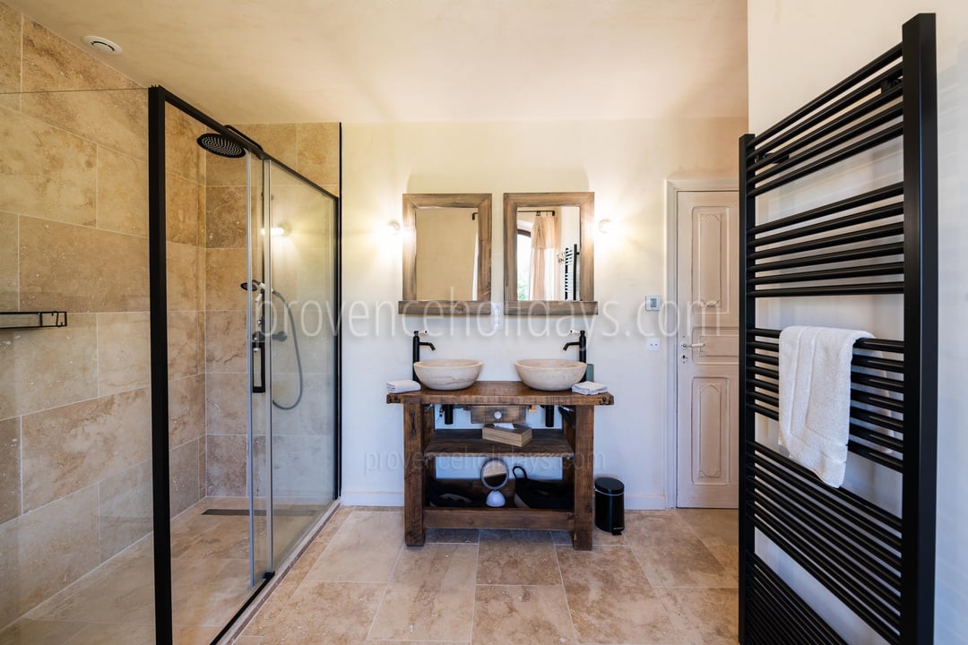 81 - Bastide Gergouven: Villa: Bathroom 3
