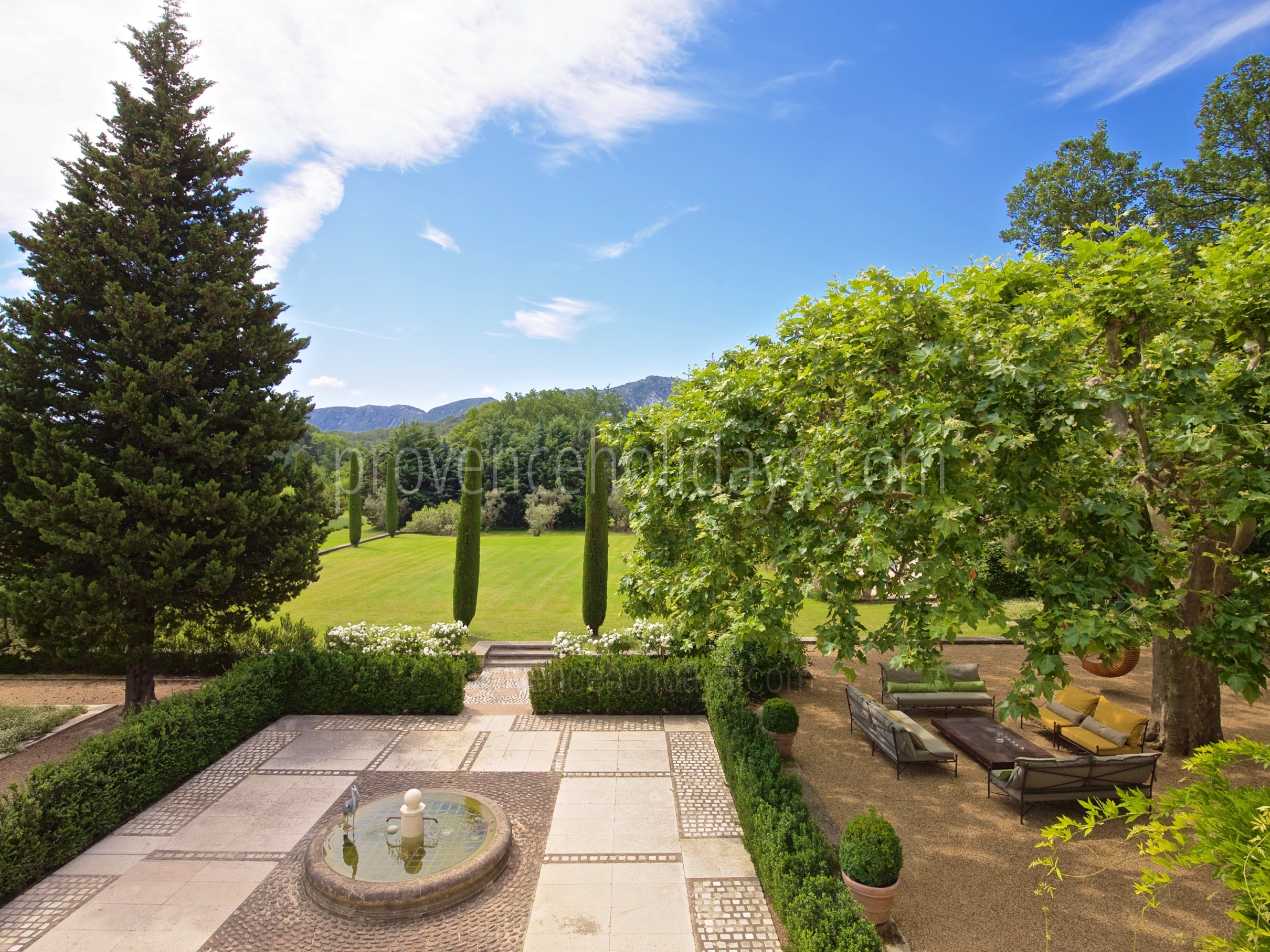 13 - Mas Provence: Villa: Exterior