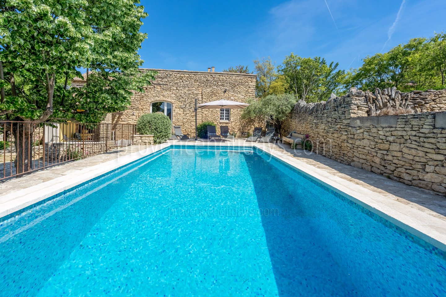 7 - Mas des Aires: Villa: Pool