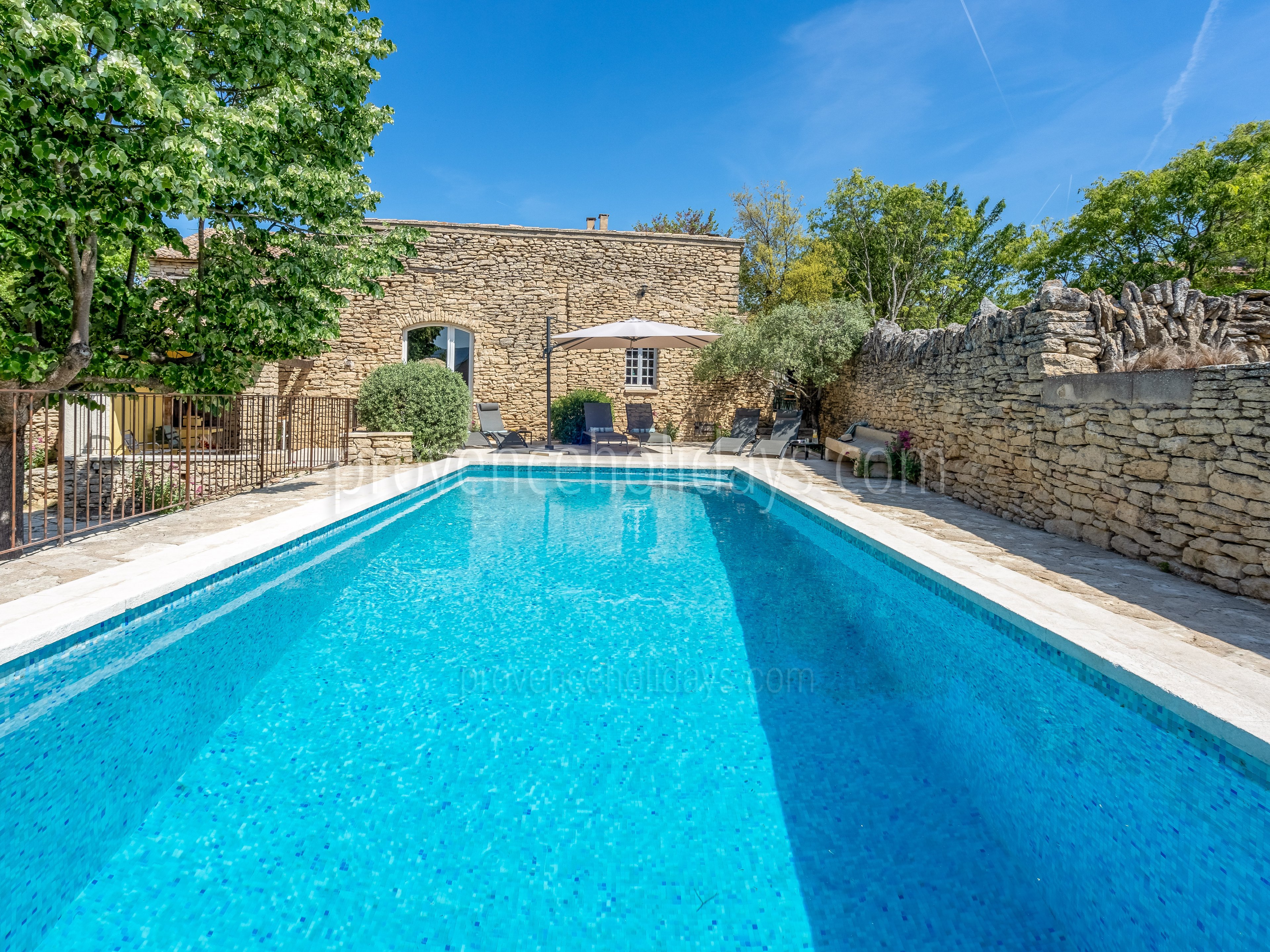7 - Mas des Aires: Villa: Pool