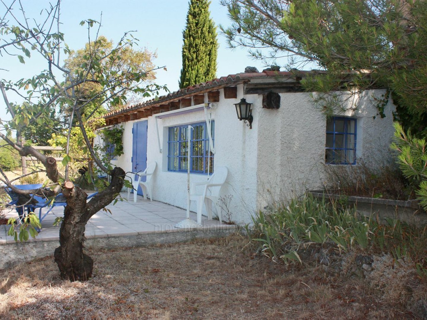 22 - Mas Blauvac: Villa: Exterior