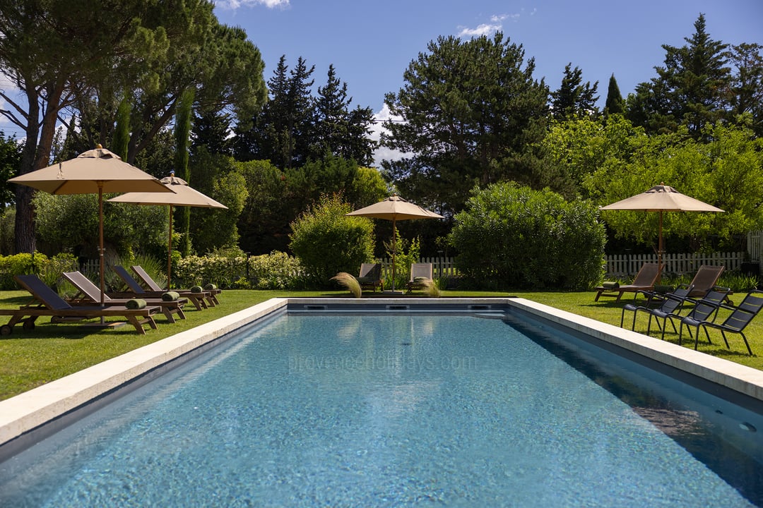 1 - Maison Eyragues: Villa: Pool