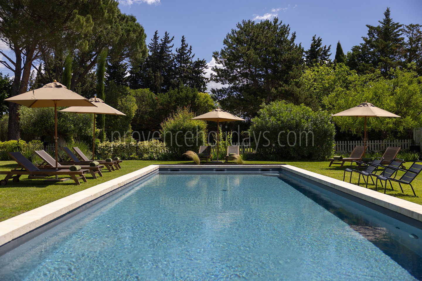 1 - Maison Eyragues: Villa: Pool