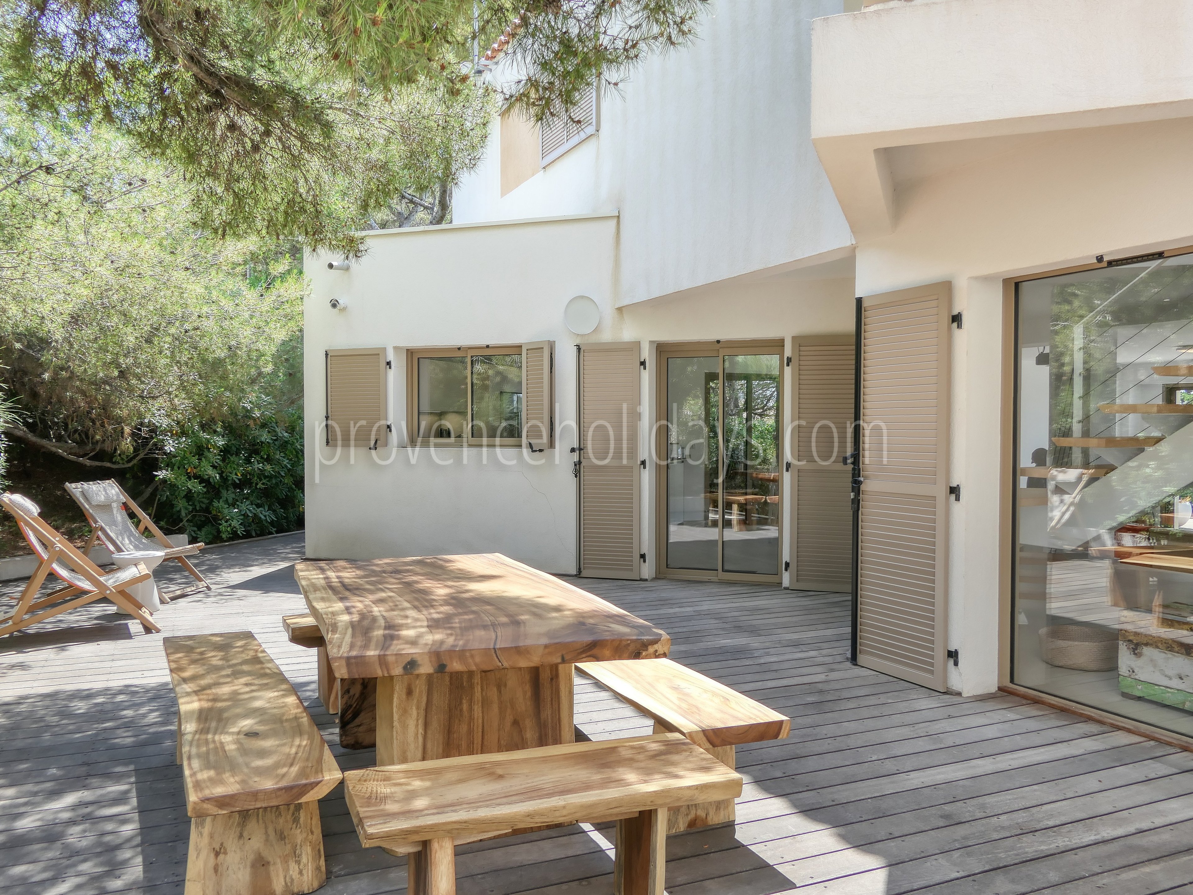 28 - Villa Florensia: Villa: Exterior
