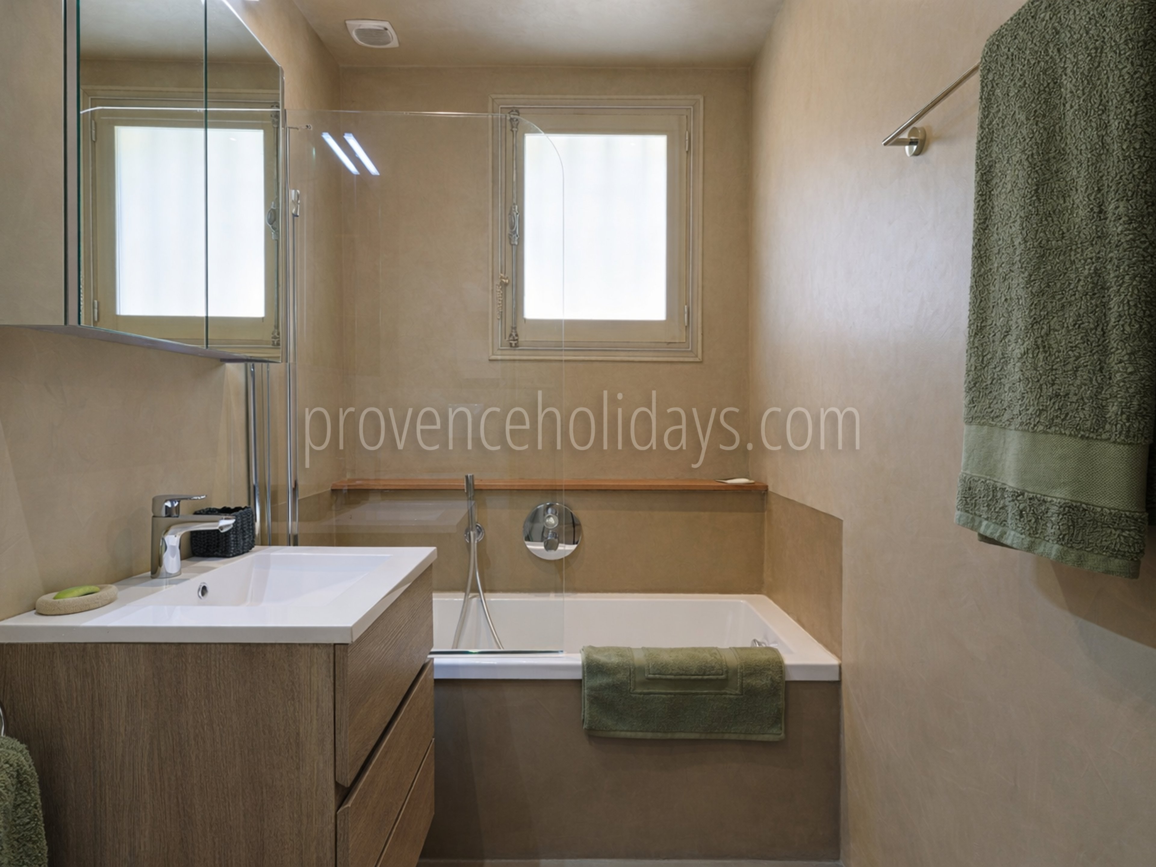 26 - Domaine de la Tour: Villa: Bathroom