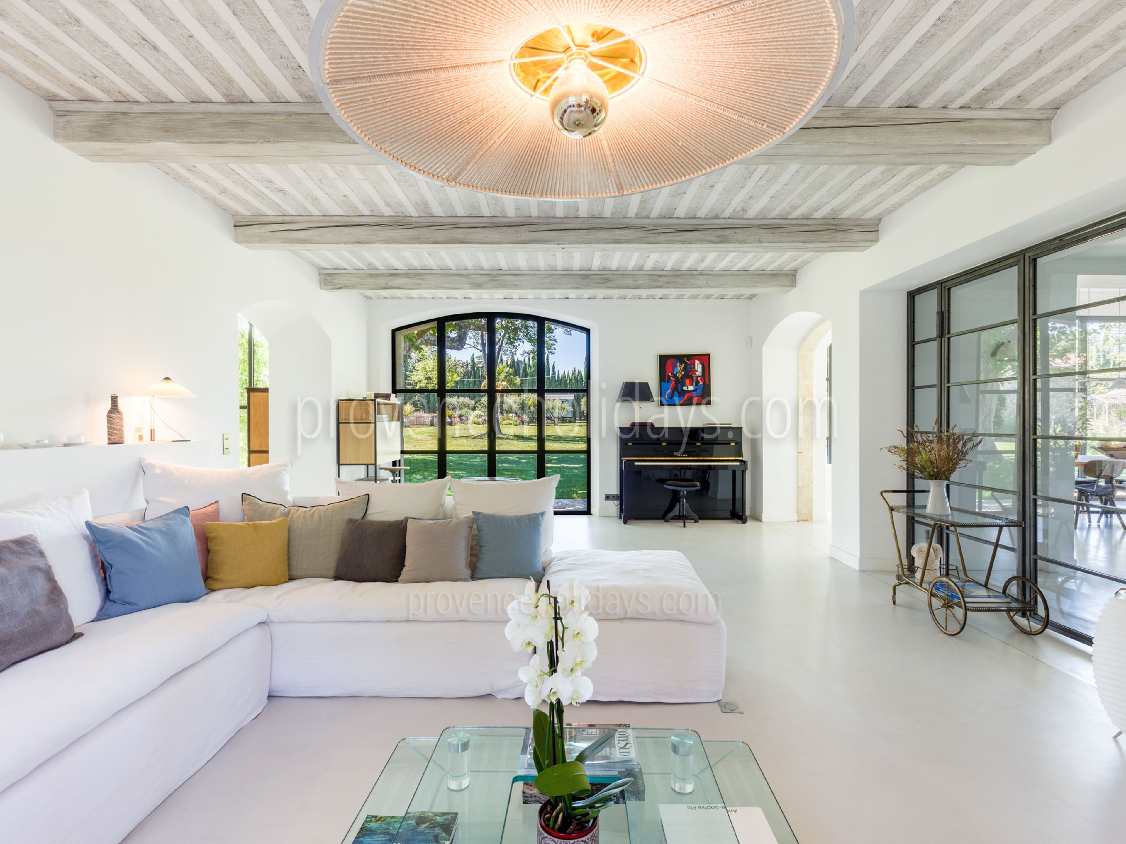 13 - Mas Province: Villa: Interior