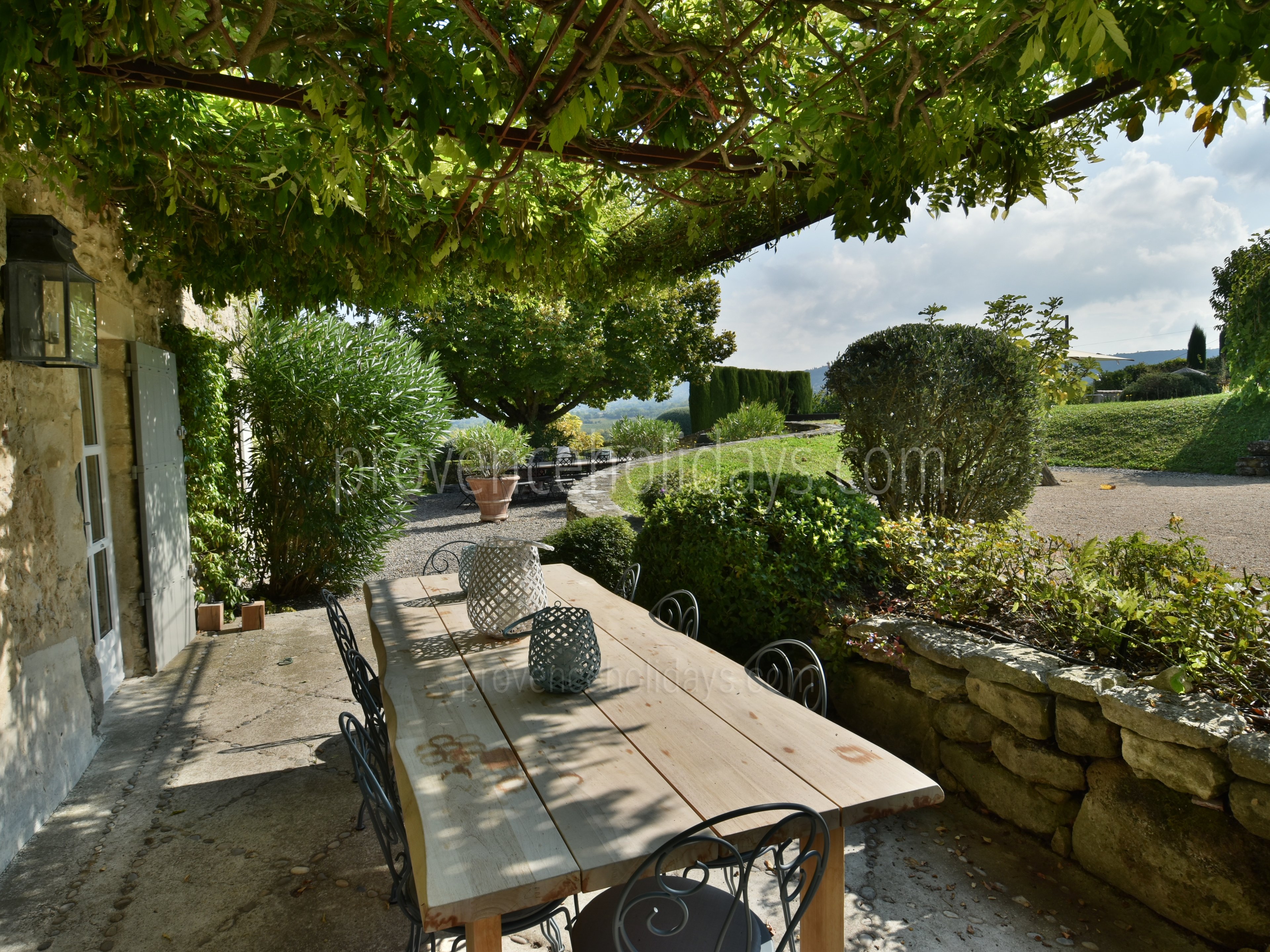 16 - Chez Emile: Villa: Exterior