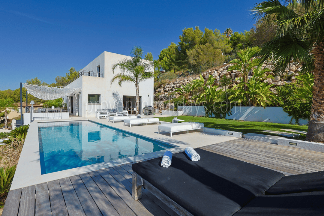 8 - Villa Fila: Villa: Pool