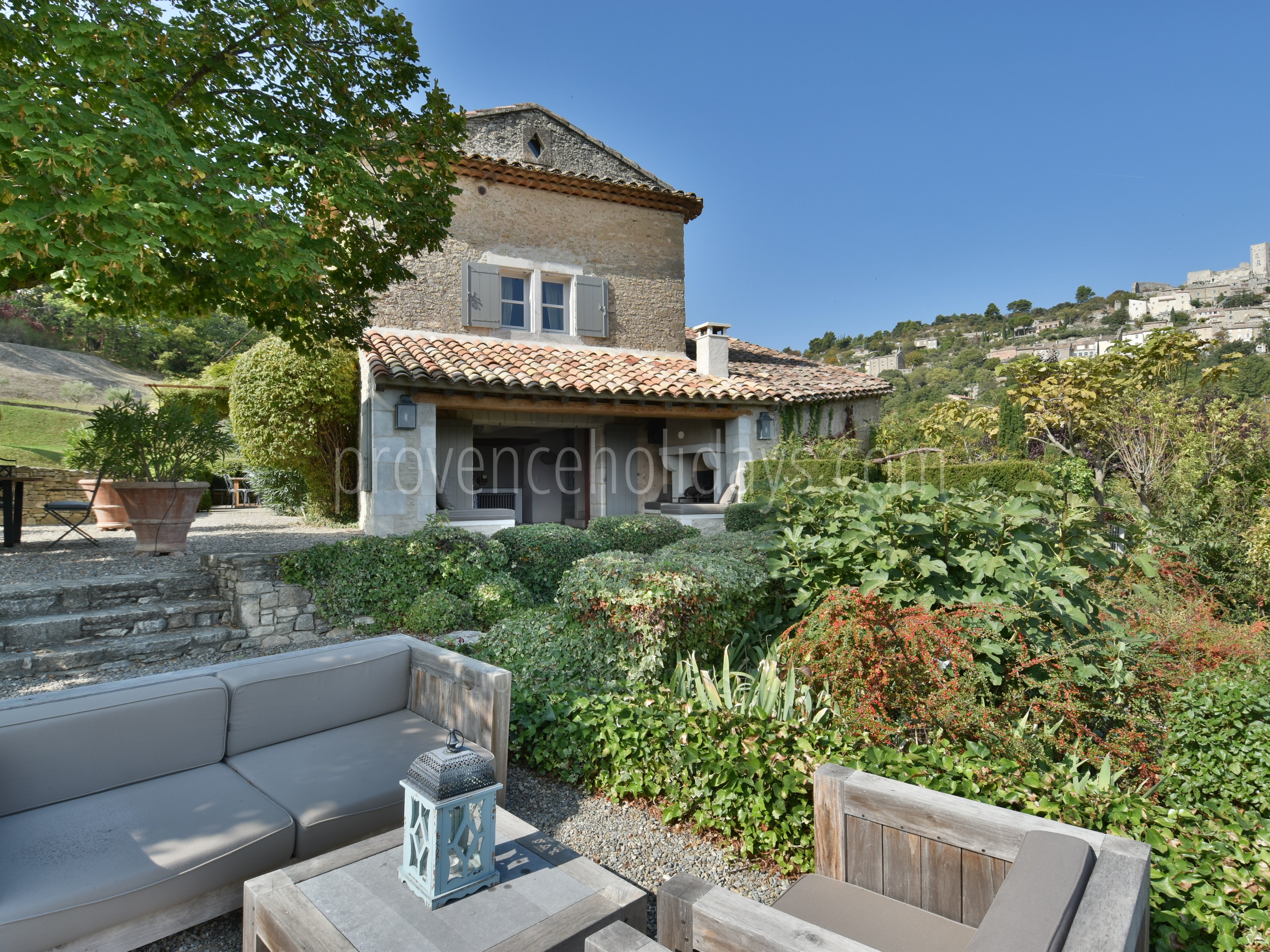 13 - Chez Emile: Villa: Exterior