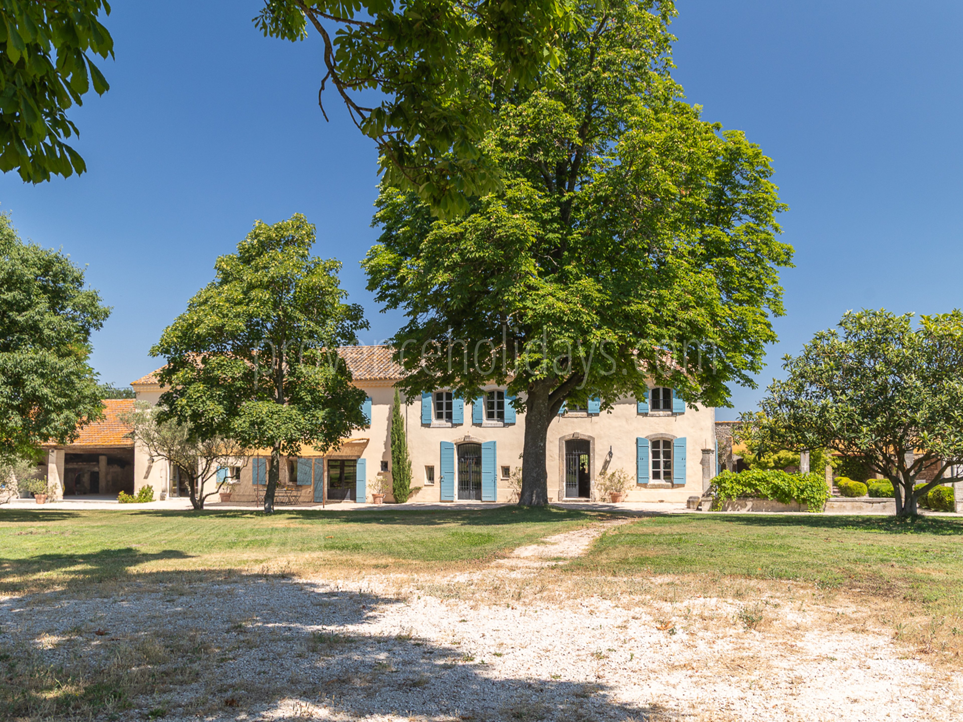 36 - Mas du Lierre: Villa: Exterior