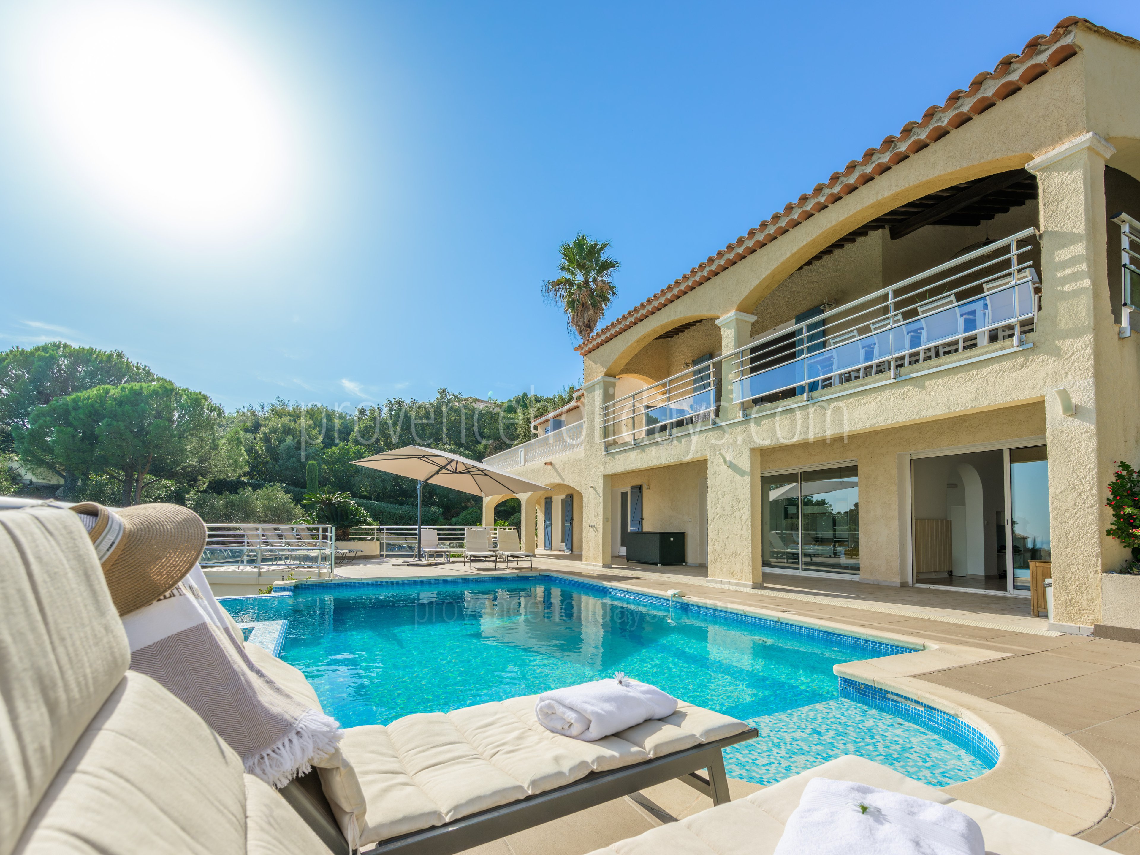 40 - Villa Solaire: Villa: Pool