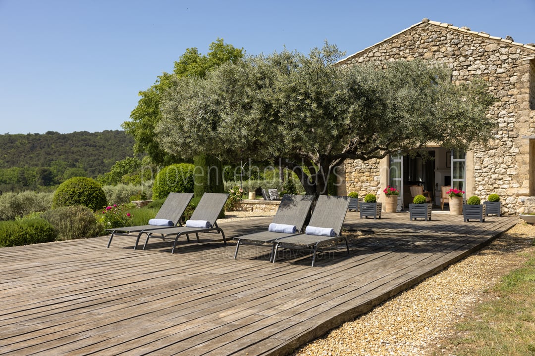 17 - Le Mas de Murs: Villa: Exterior