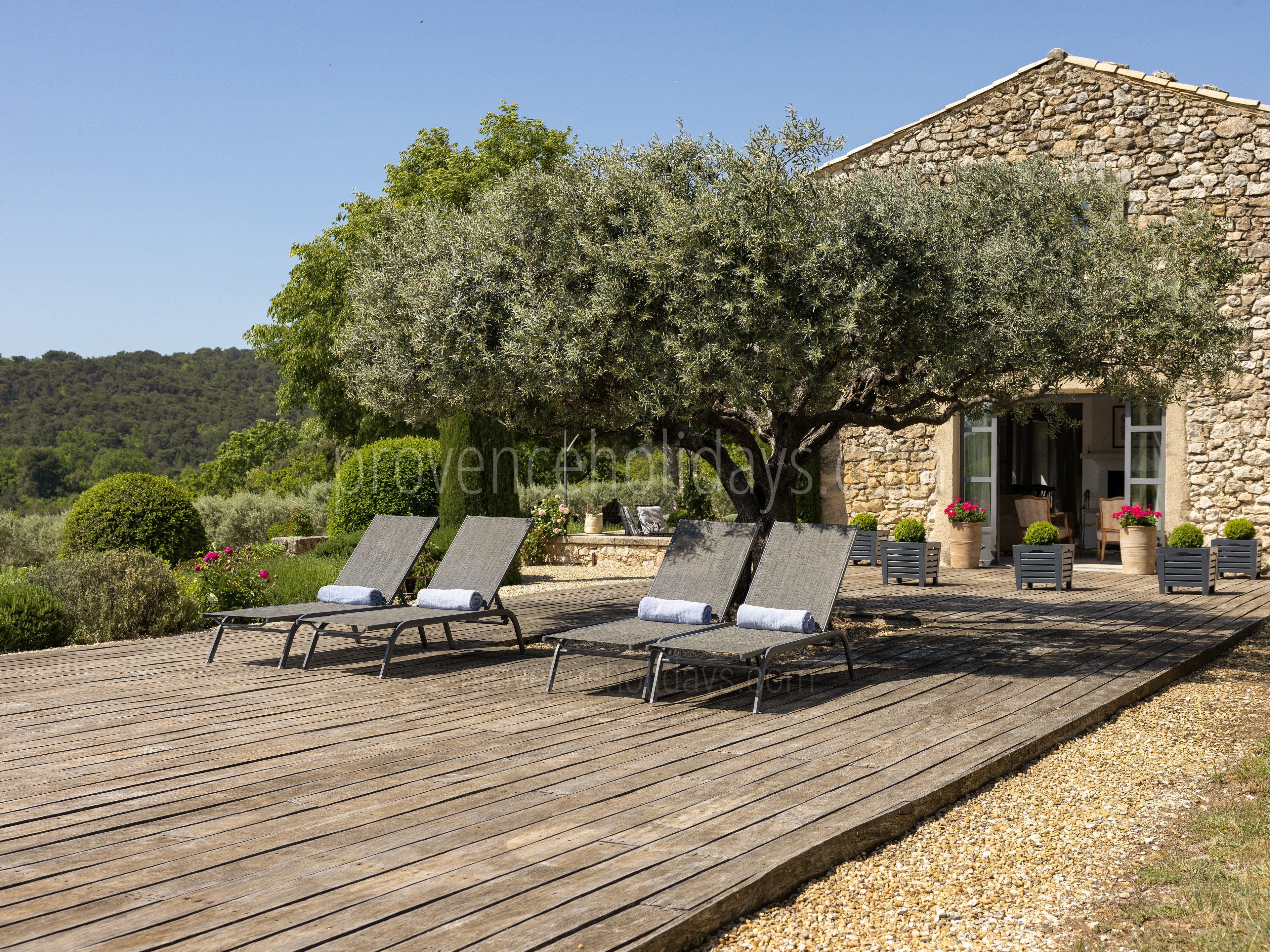 17 - Le Mas de Murs: Villa: Exterior
