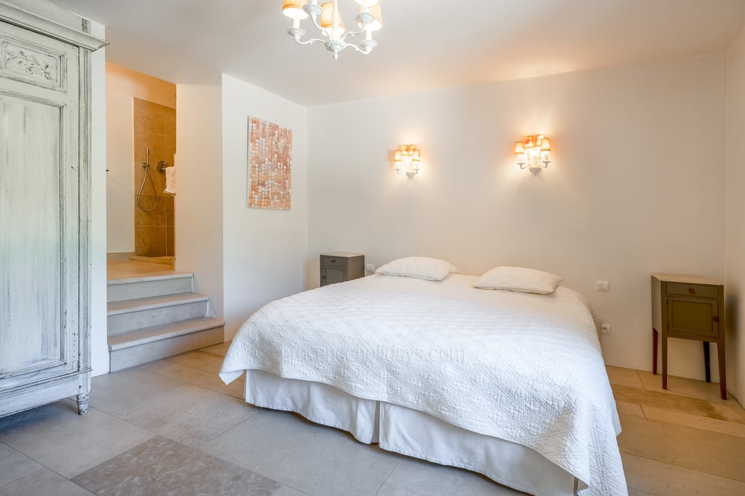 27 - Le Mas des Vignes: Villa: Bedroom