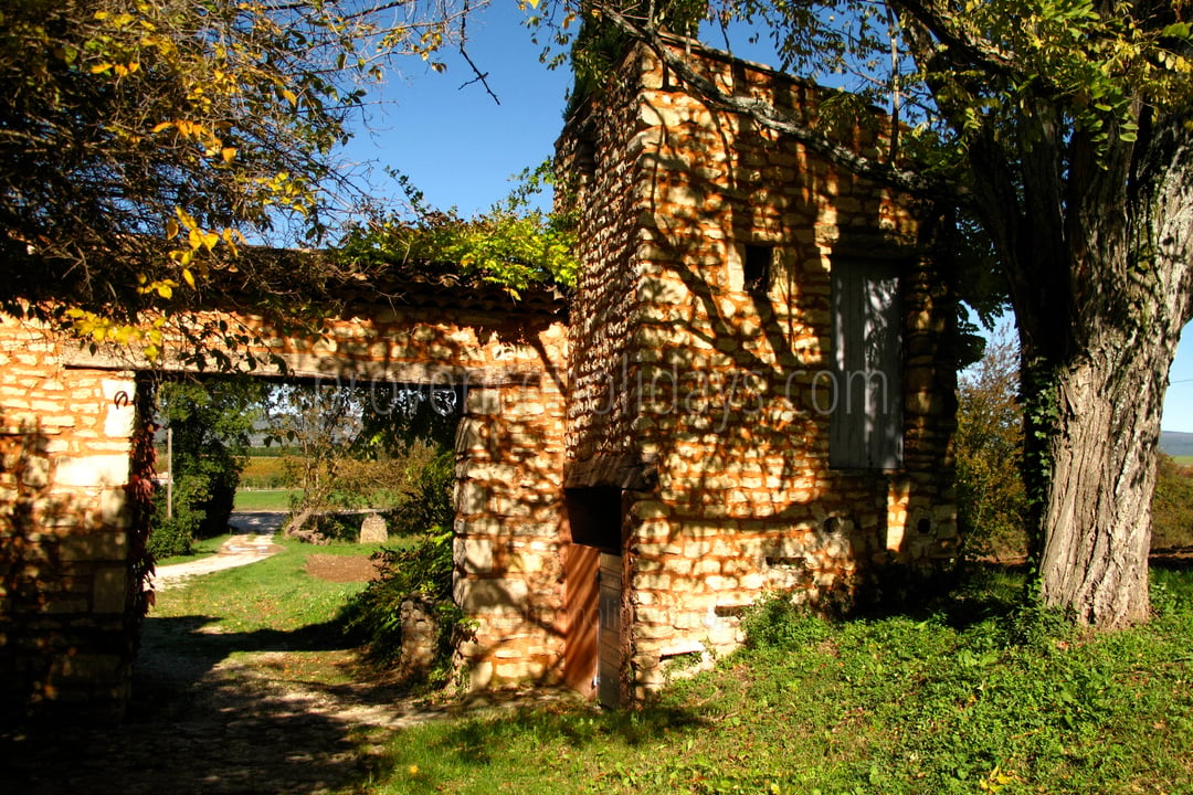 17 - La Ferme du Grand Tilleul: Villa: Exterior